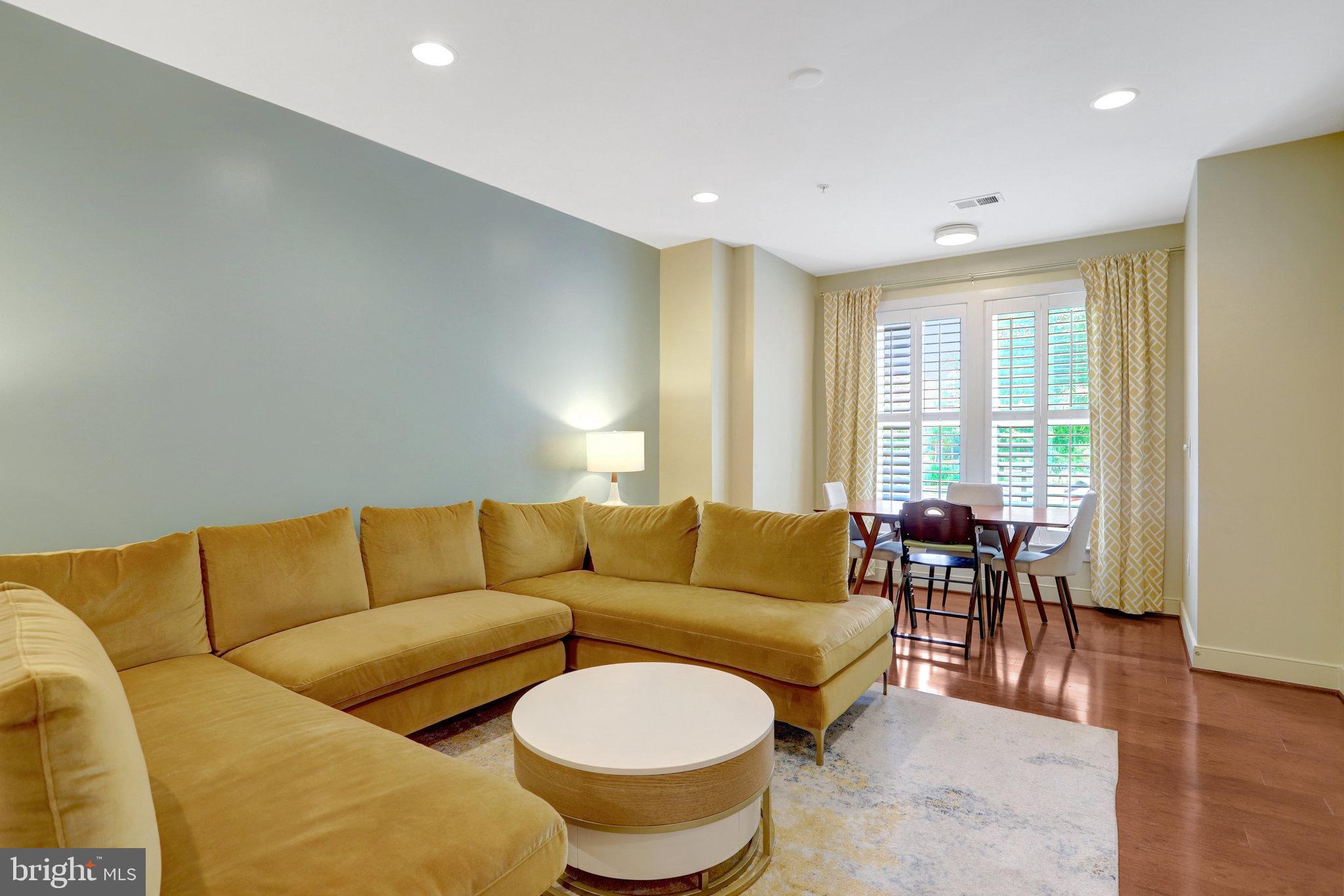 POTOMAC YARD - Residential Lease