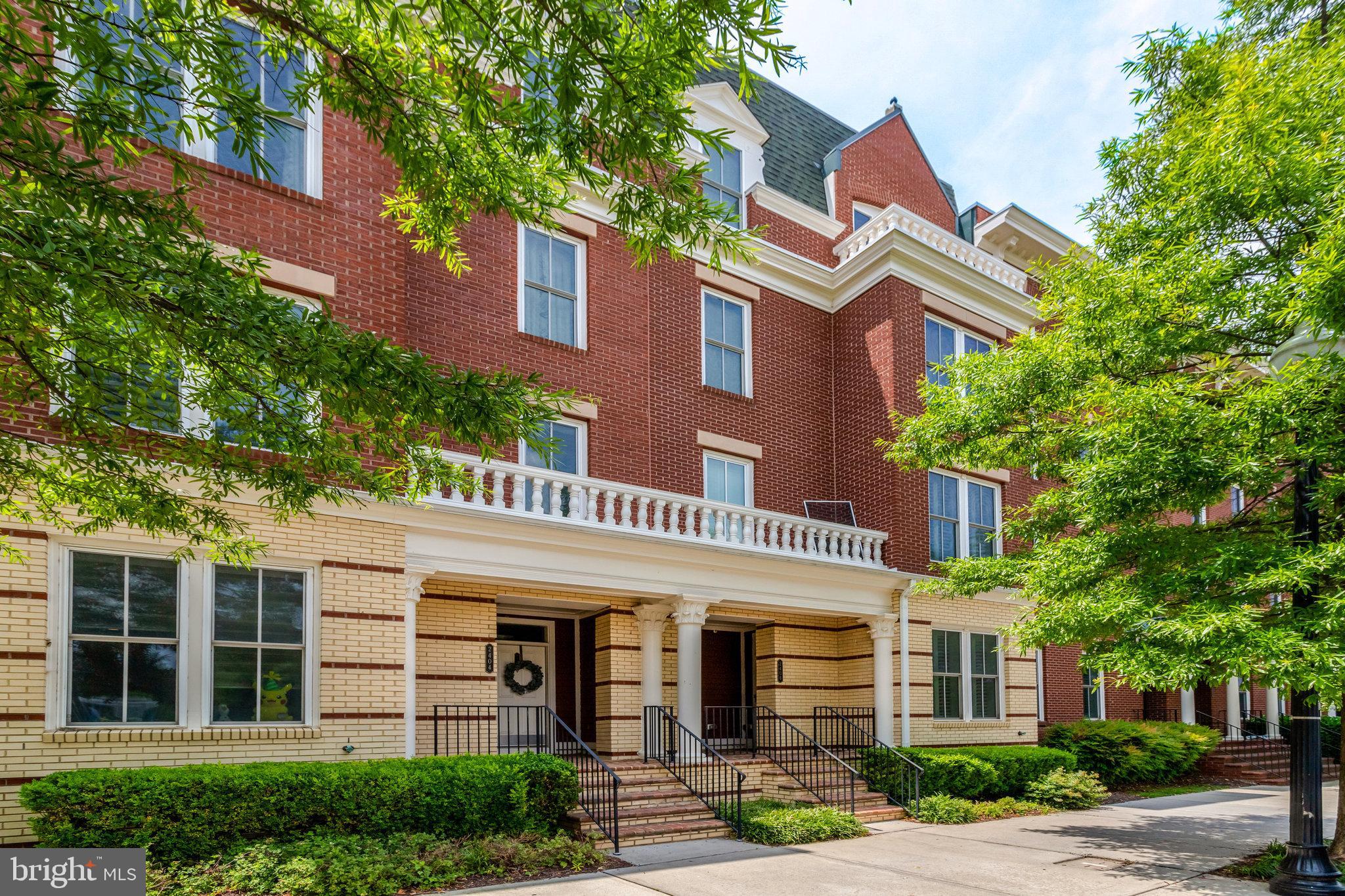 POTOMAC YARD - Residential Lease