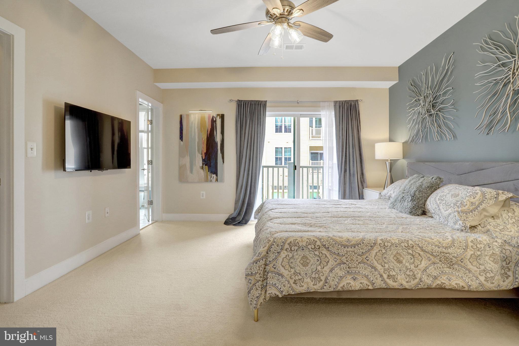 POTOMAC YARD - Residential Lease