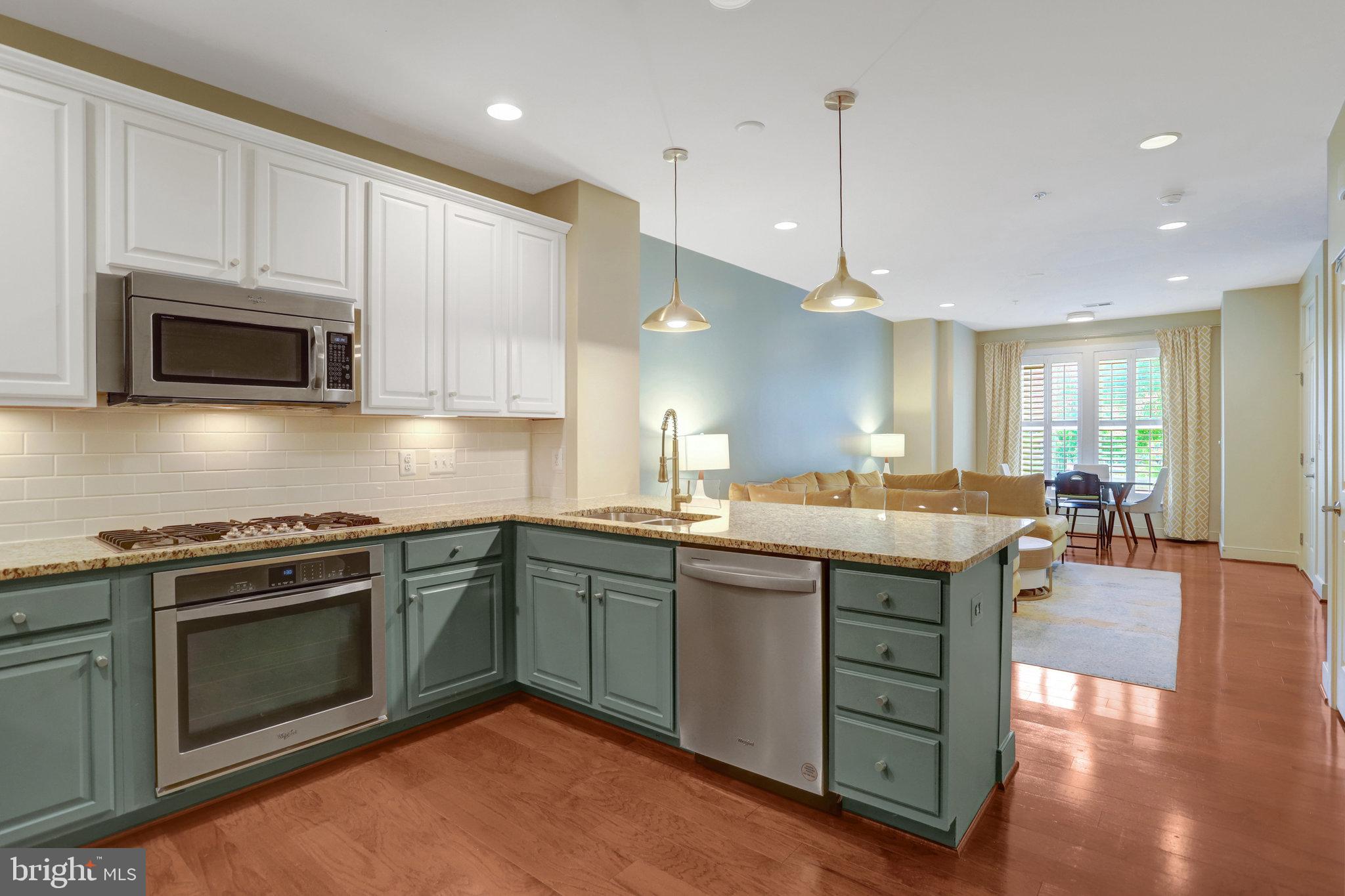 POTOMAC YARD - Residential Lease