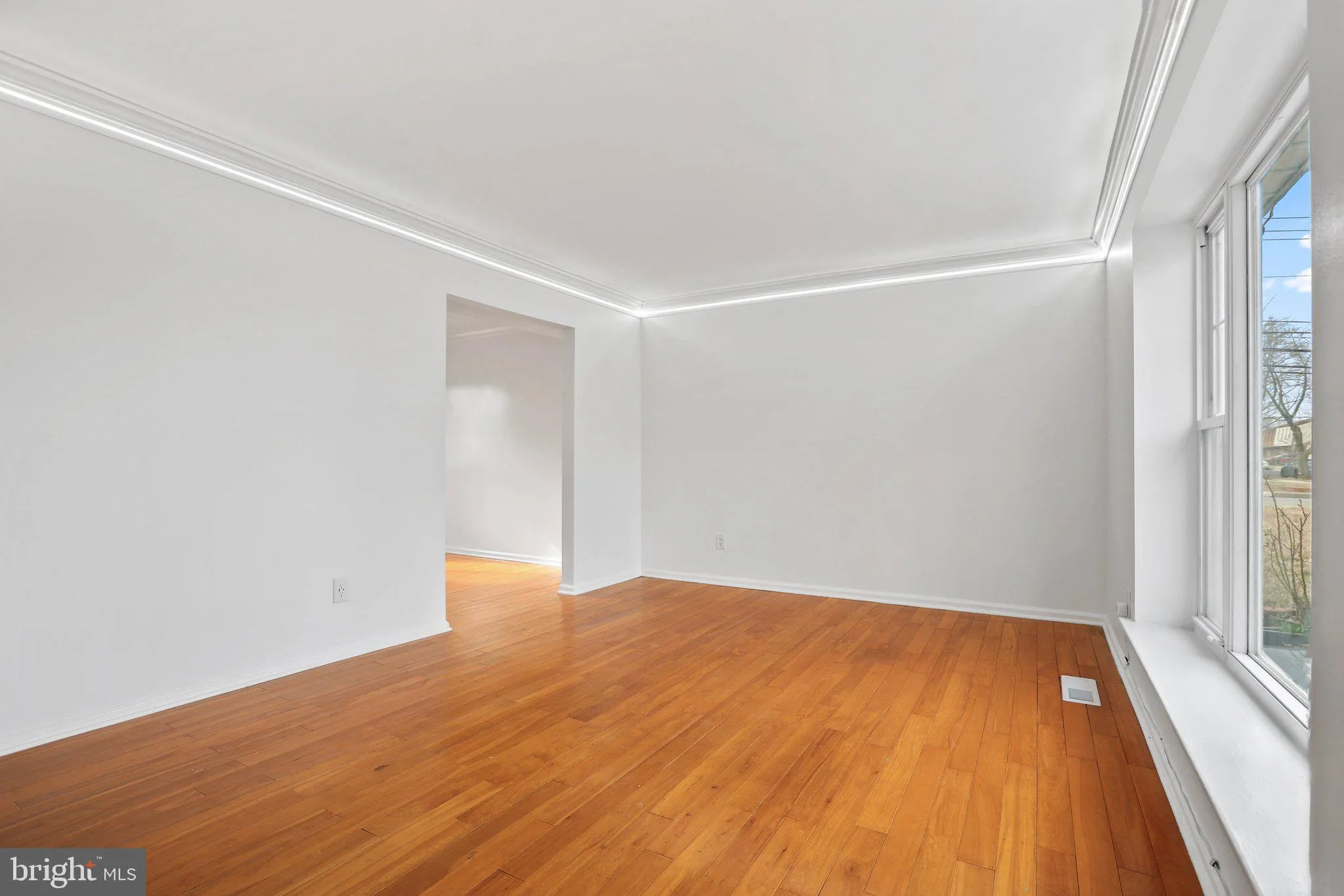 Pennsauken, New Jersey 08109, United States, 4 Bedrooms Bedrooms, ,3 BathroomsBathrooms,Residential,Active,94291