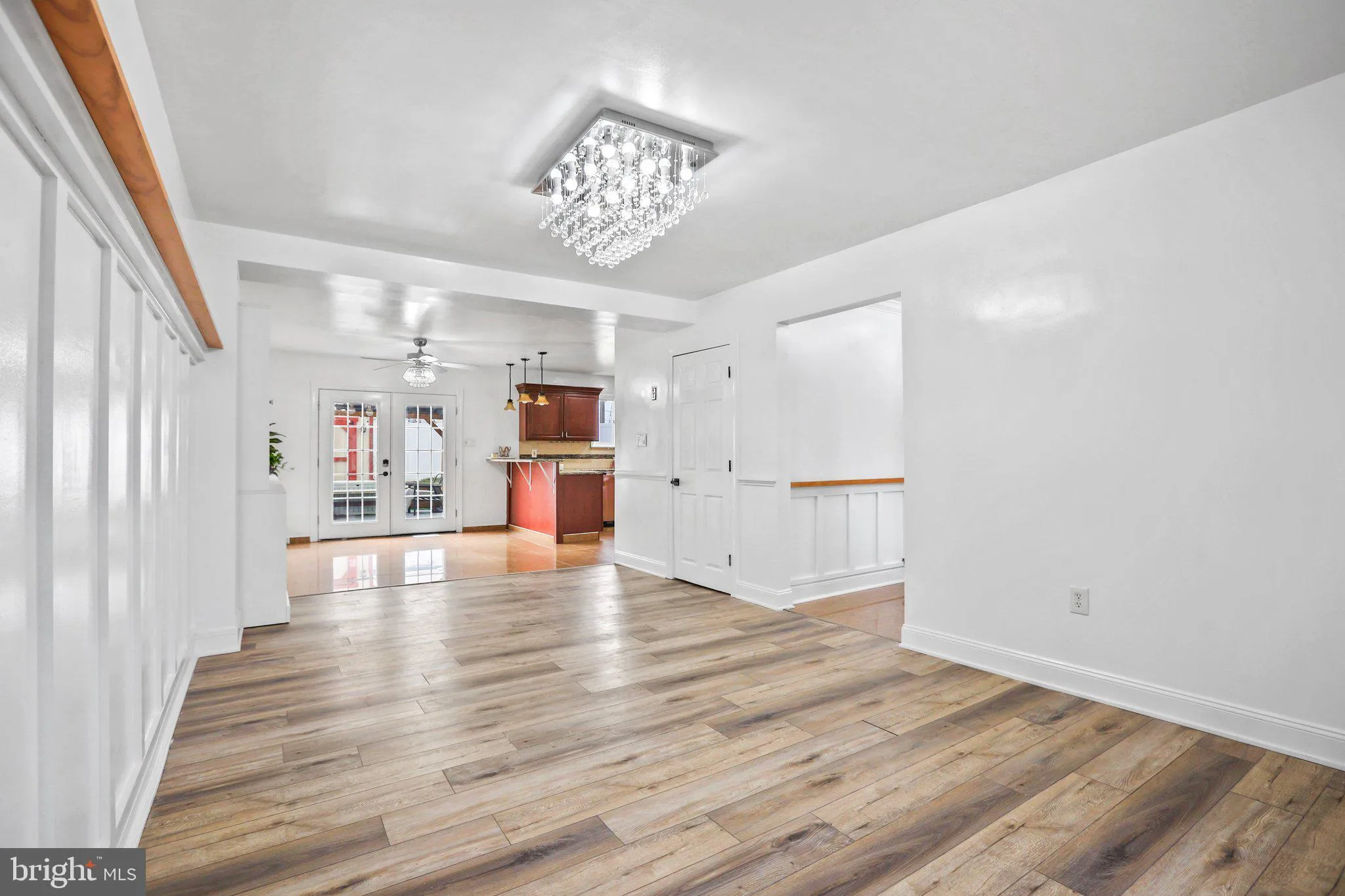 Pennsauken, New Jersey 08109, United States, 4 Bedrooms Bedrooms, ,3 BathroomsBathrooms,Residential,Active,94291