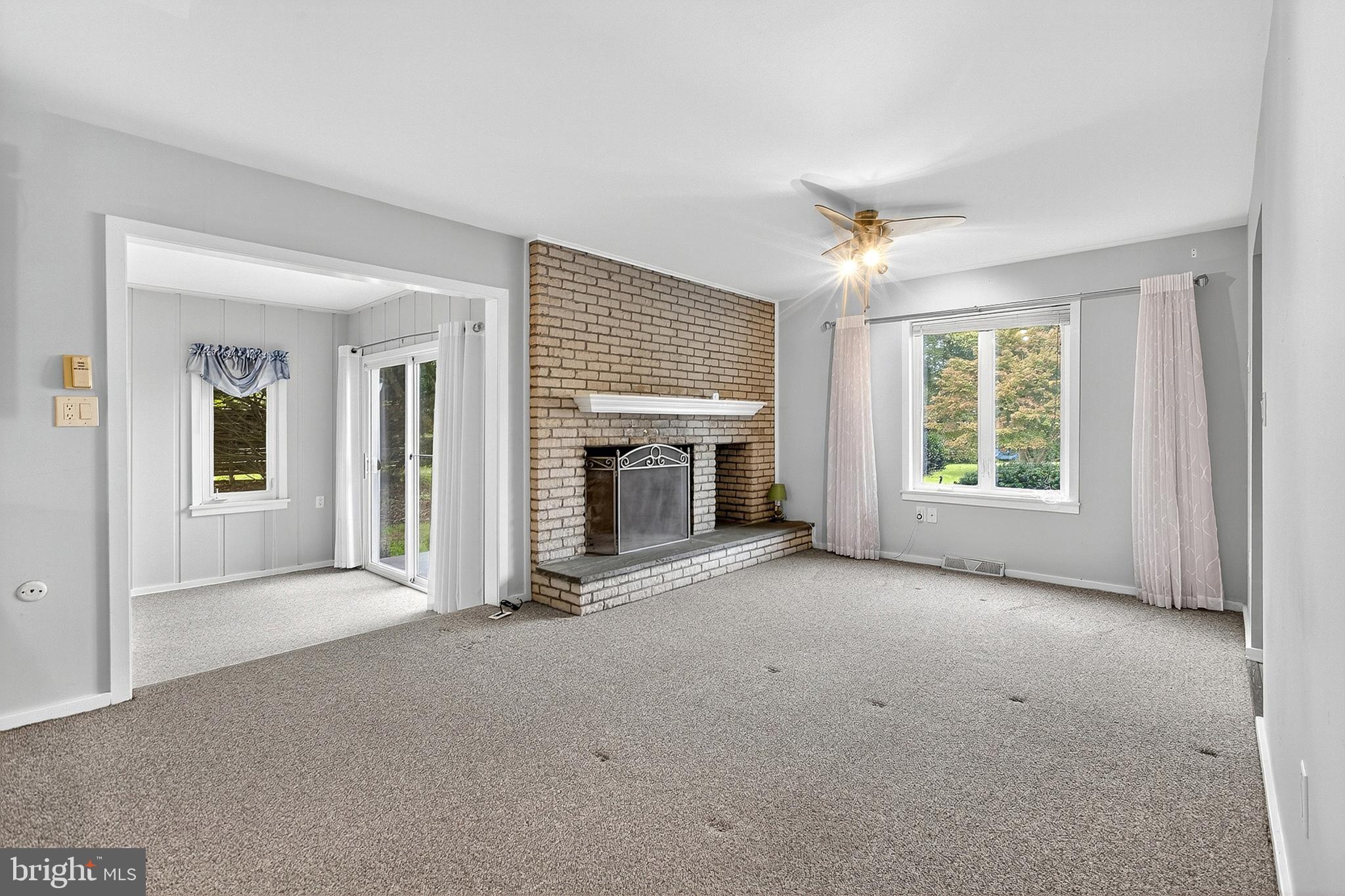 WINDY WAY - Residential