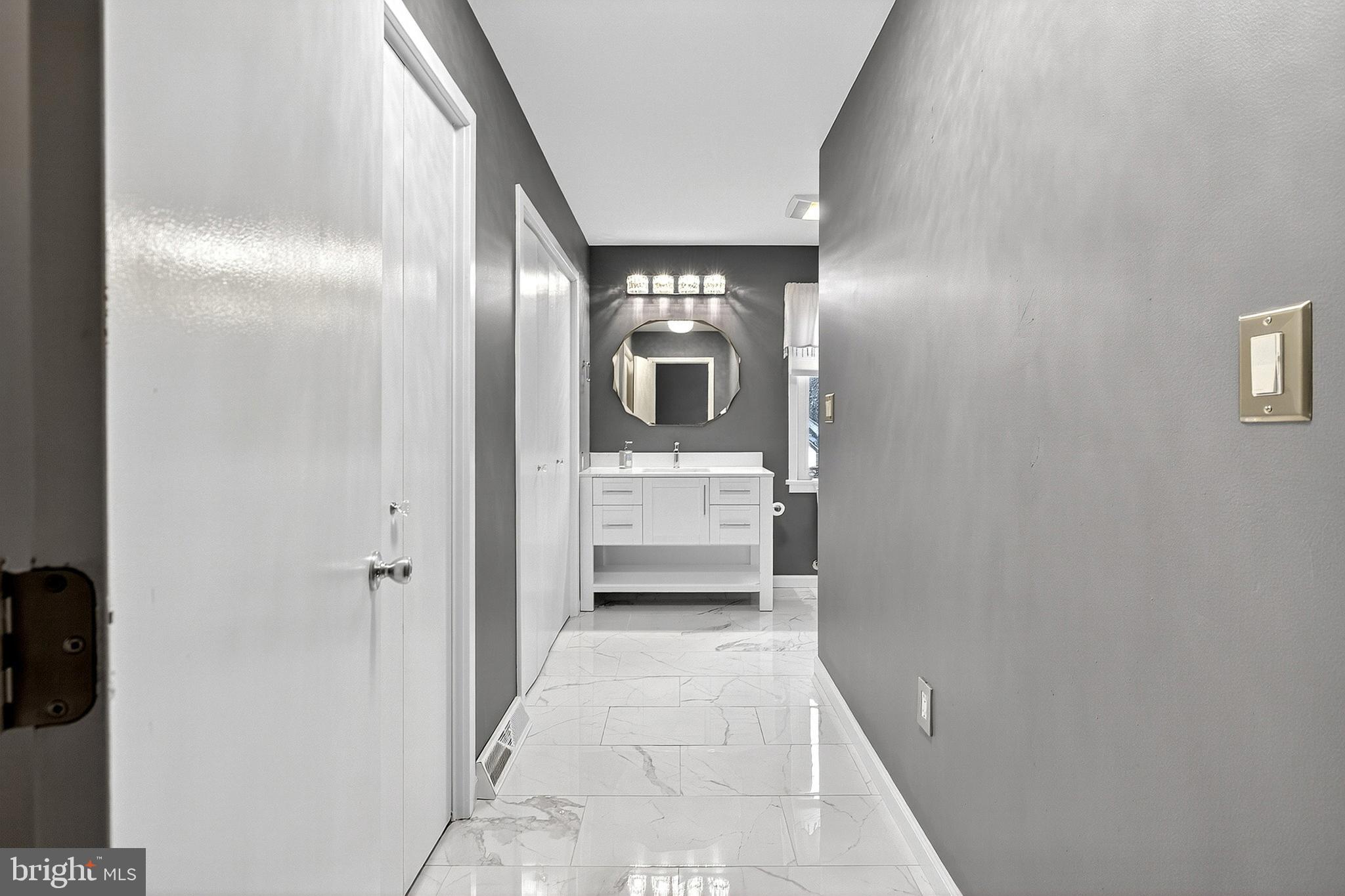 WINDY WAY - Residential