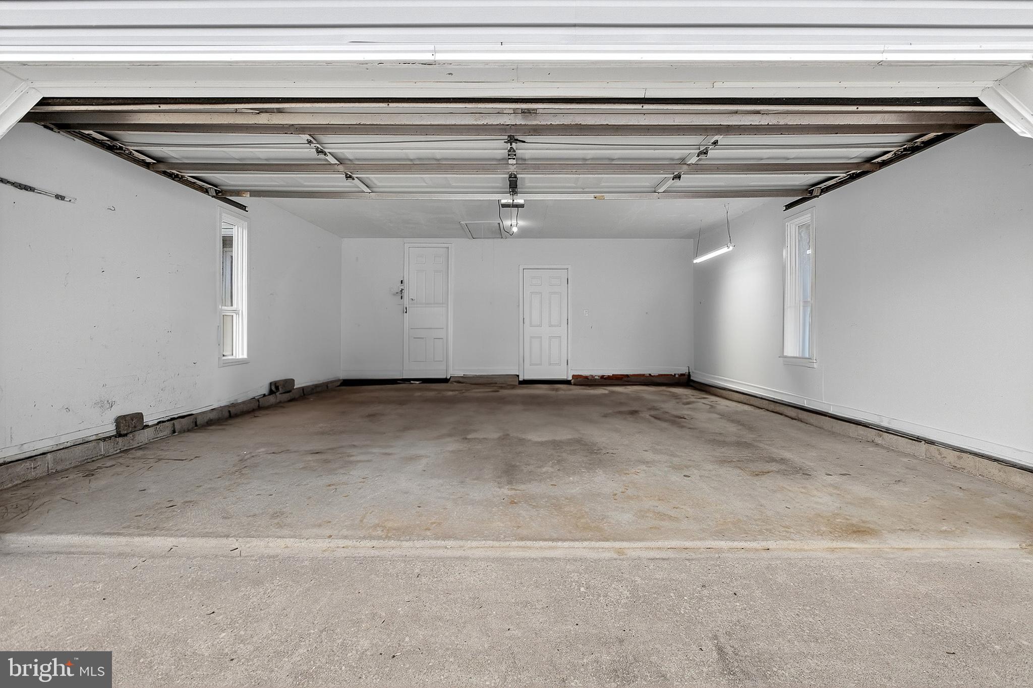 WINDY WAY - Residential