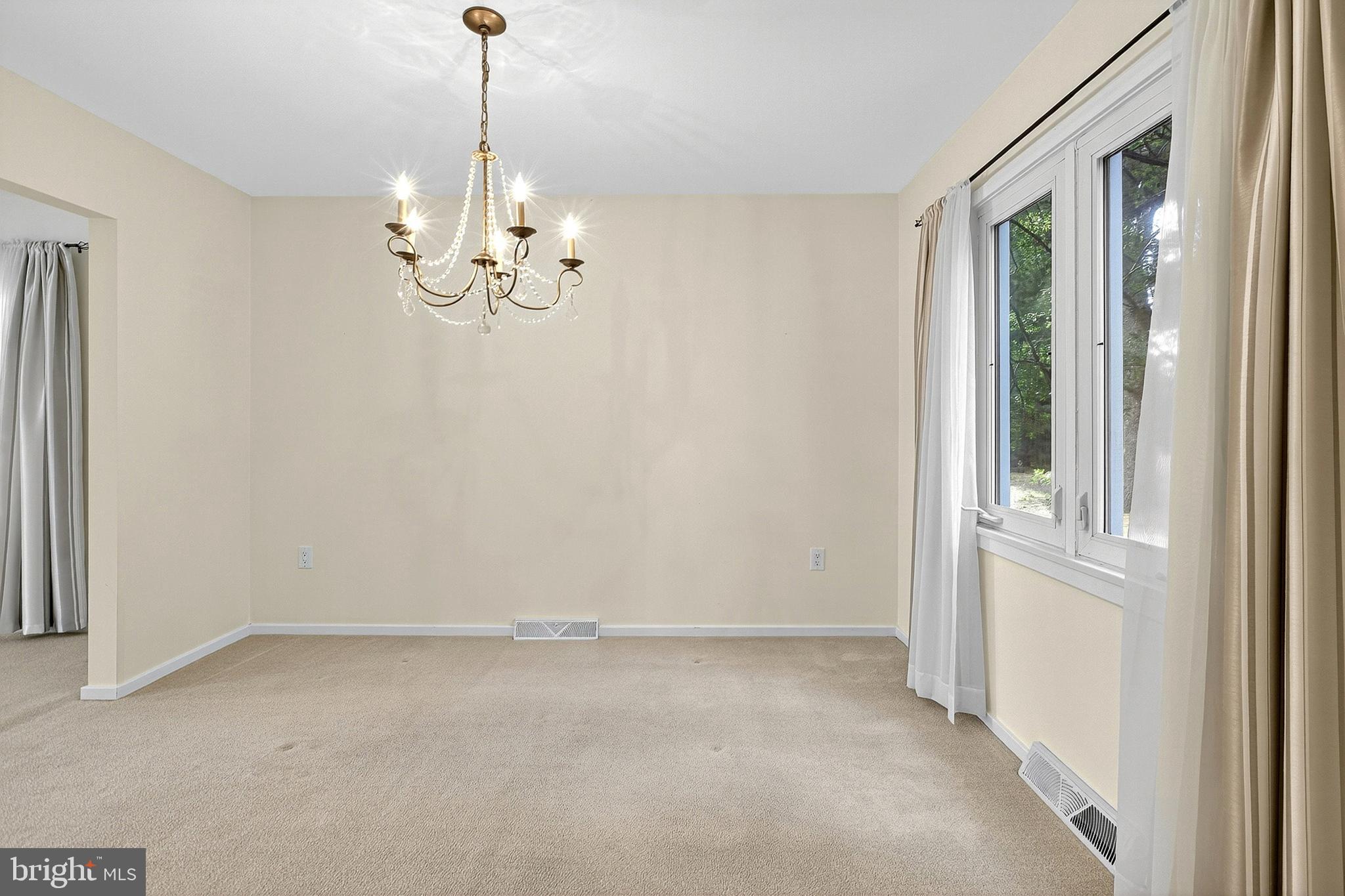 WINDY WAY - Residential