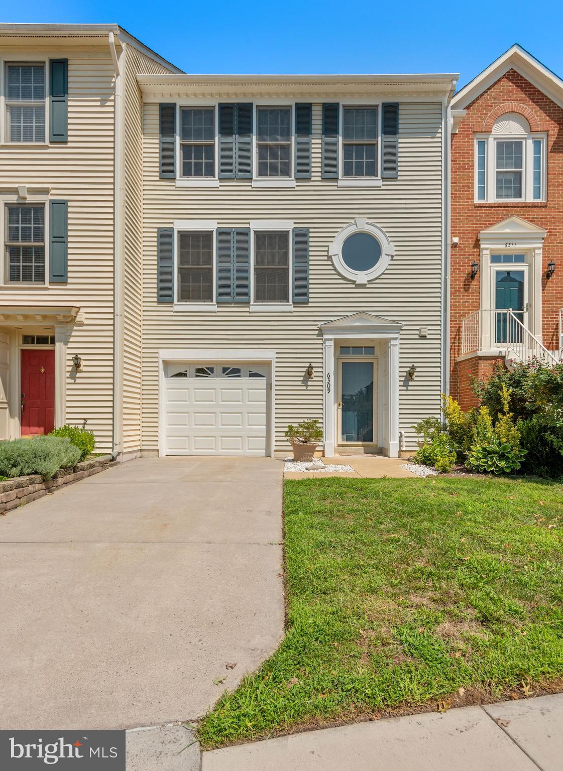 CENTRE RIDGE - Residential