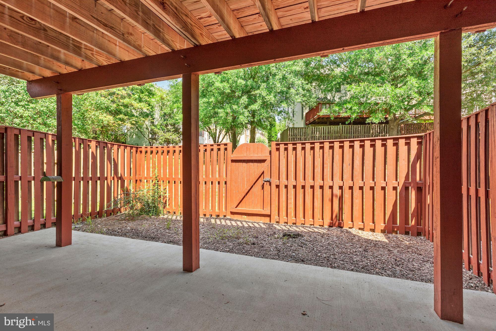 CENTRE RIDGE - Residential