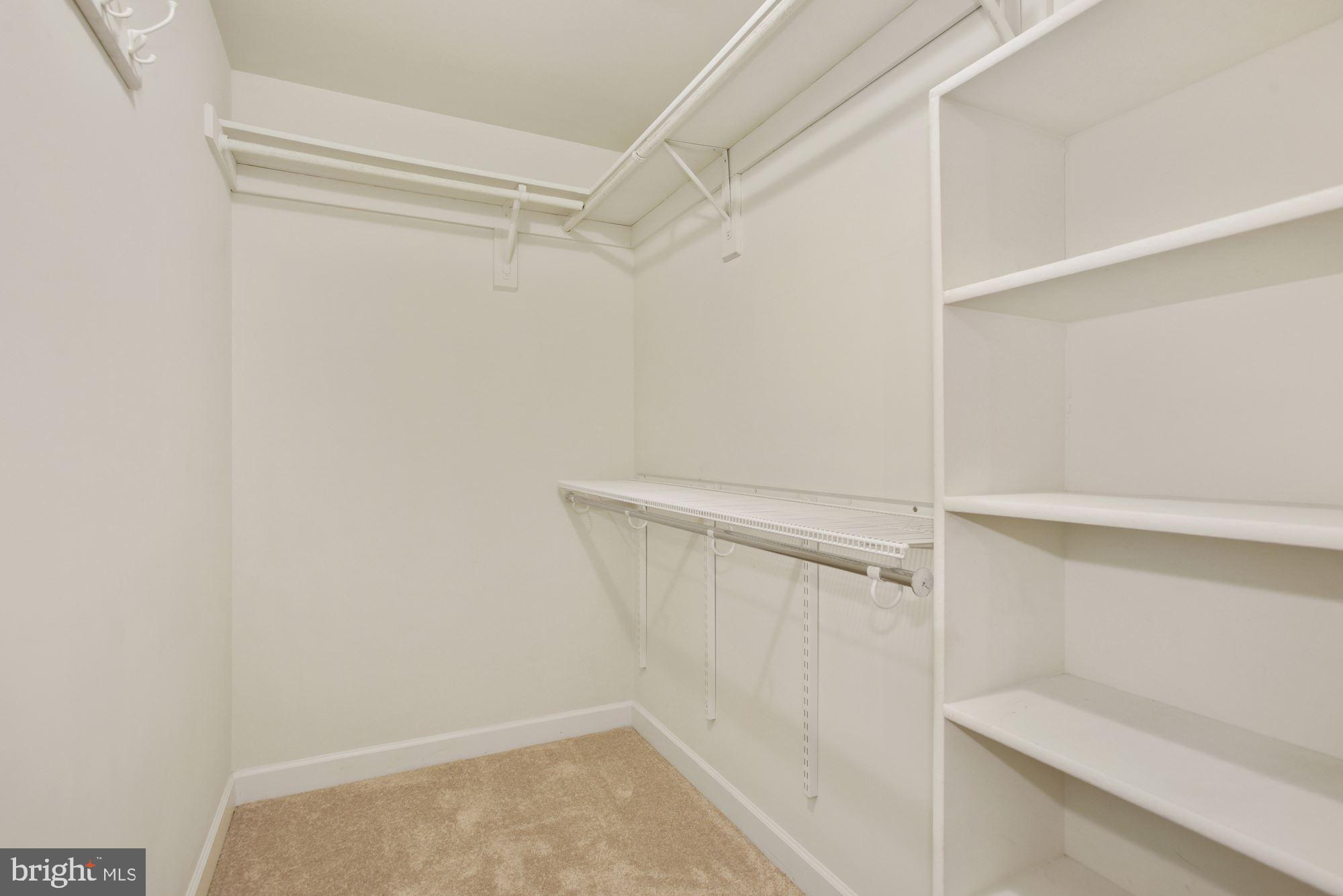 CENTRE RIDGE - Residential