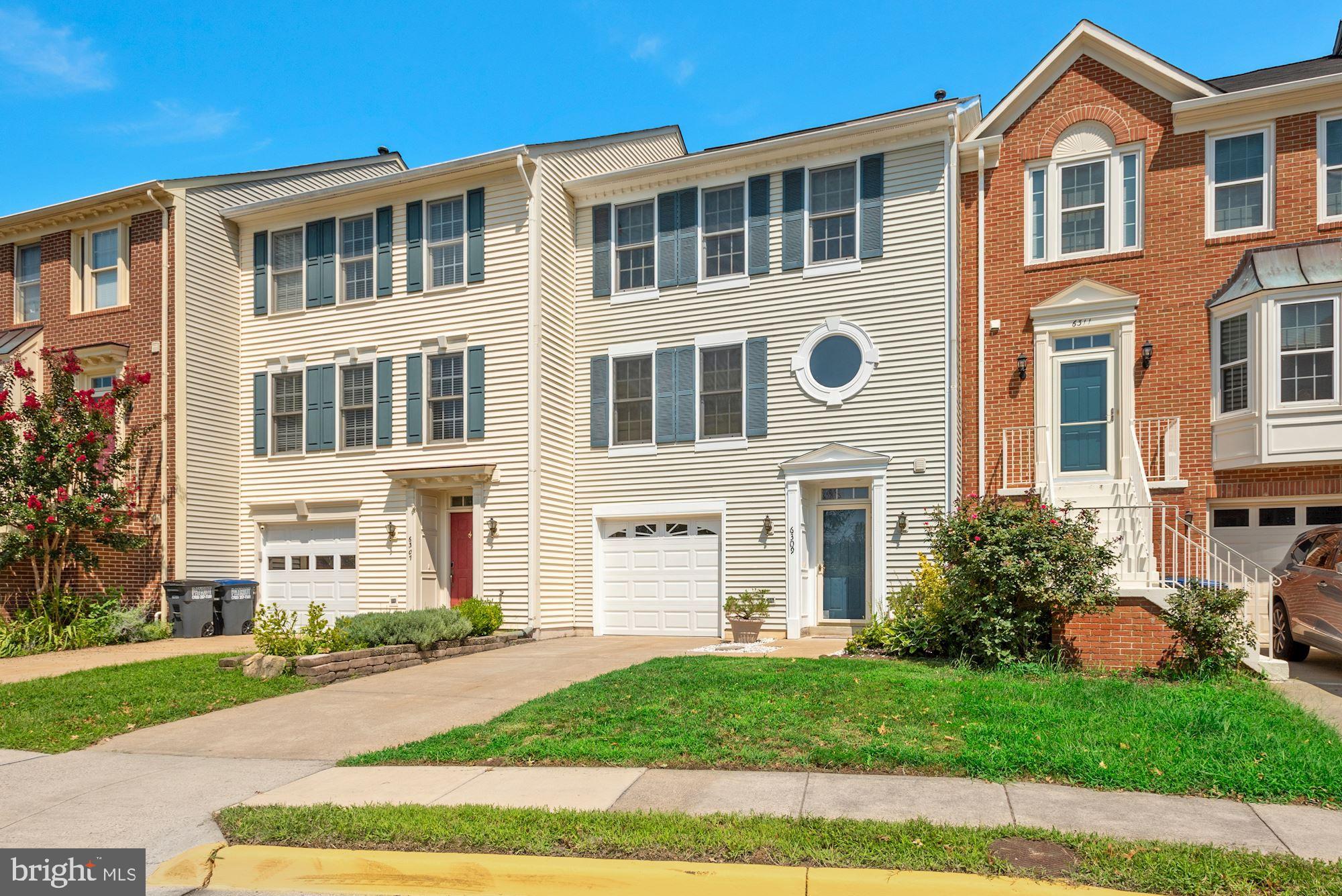 CENTRE RIDGE - Residential