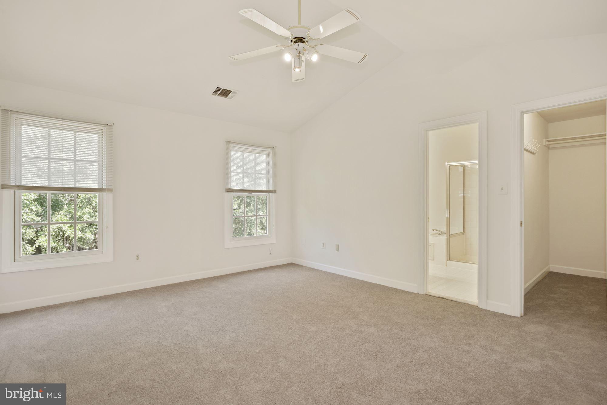 CENTRE RIDGE - Residential