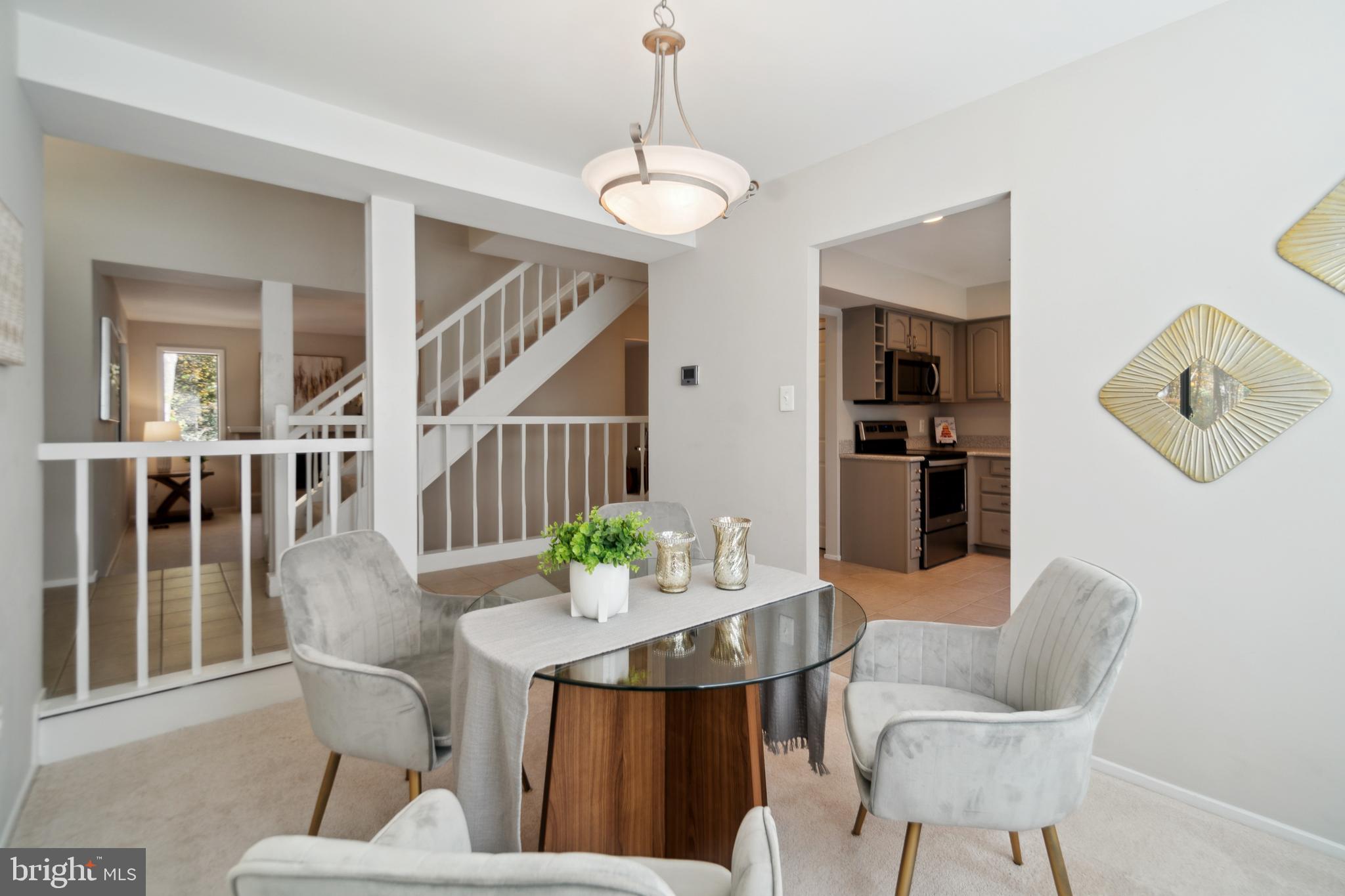 RESTON - Residential