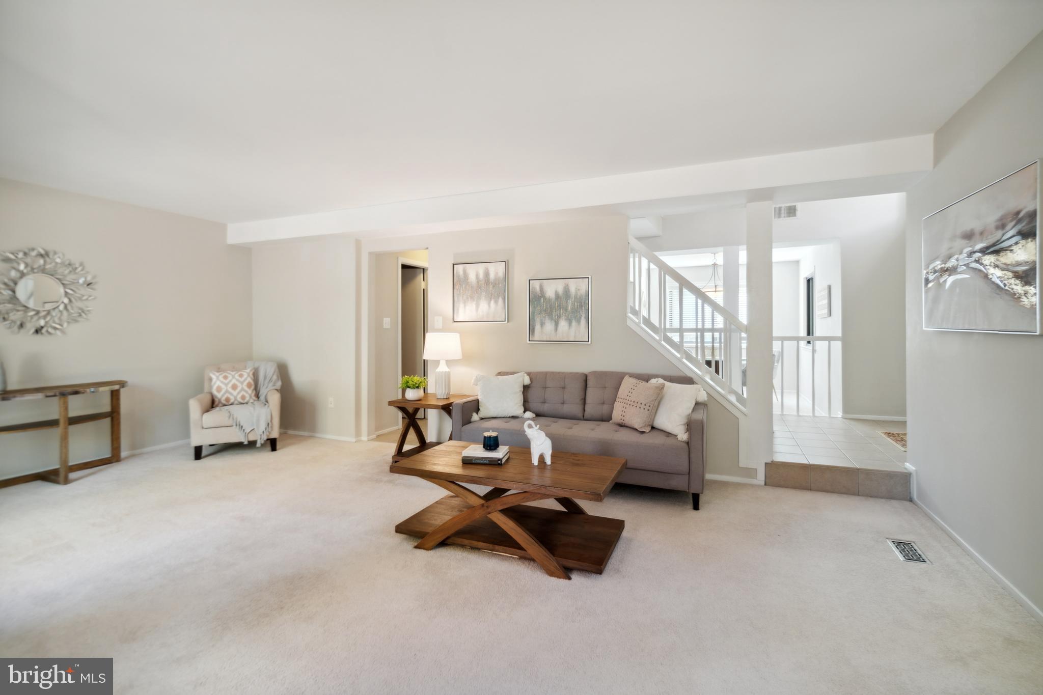 RESTON - Residential