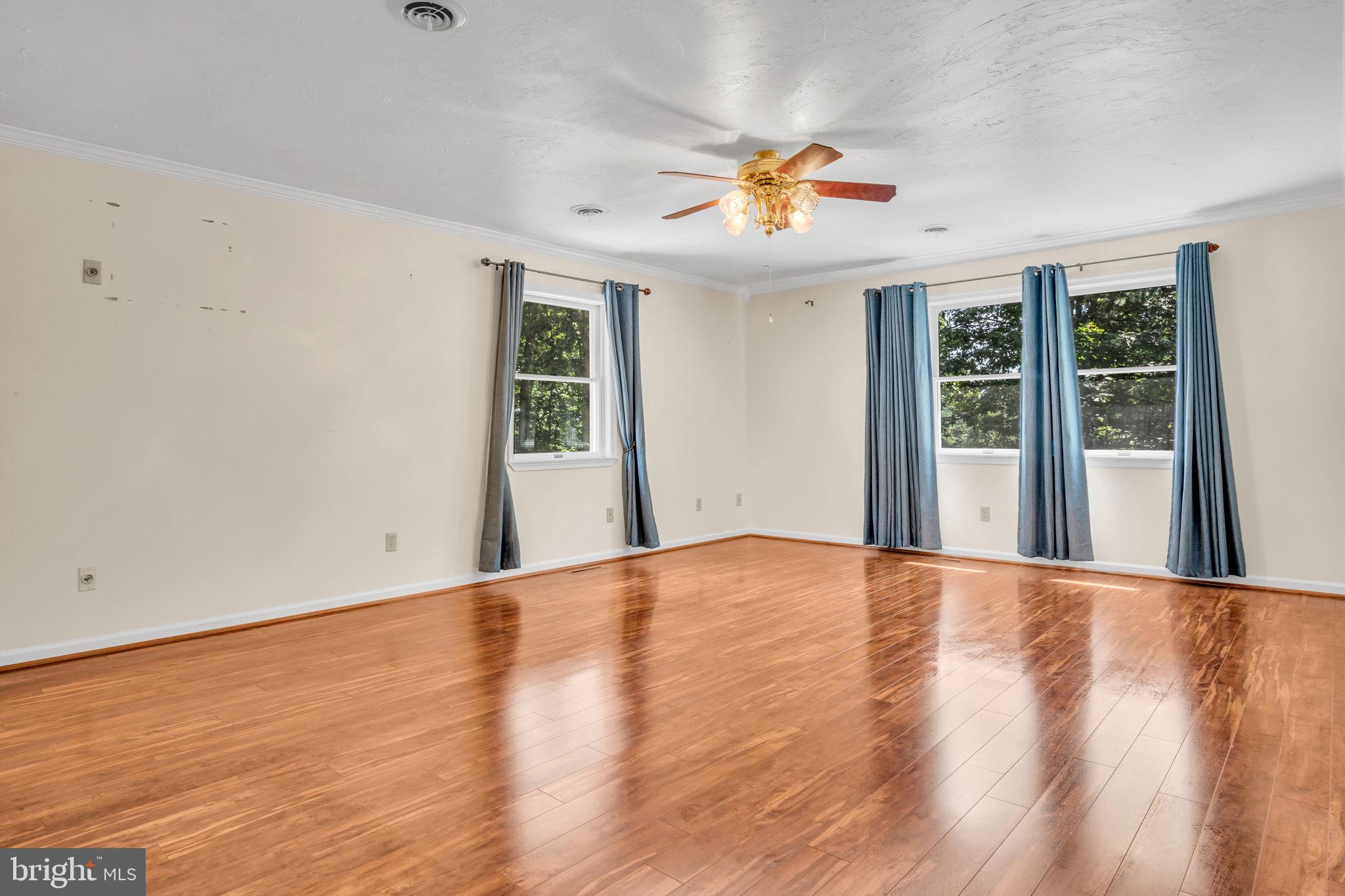 RURAL GETTYSBURG - Residential