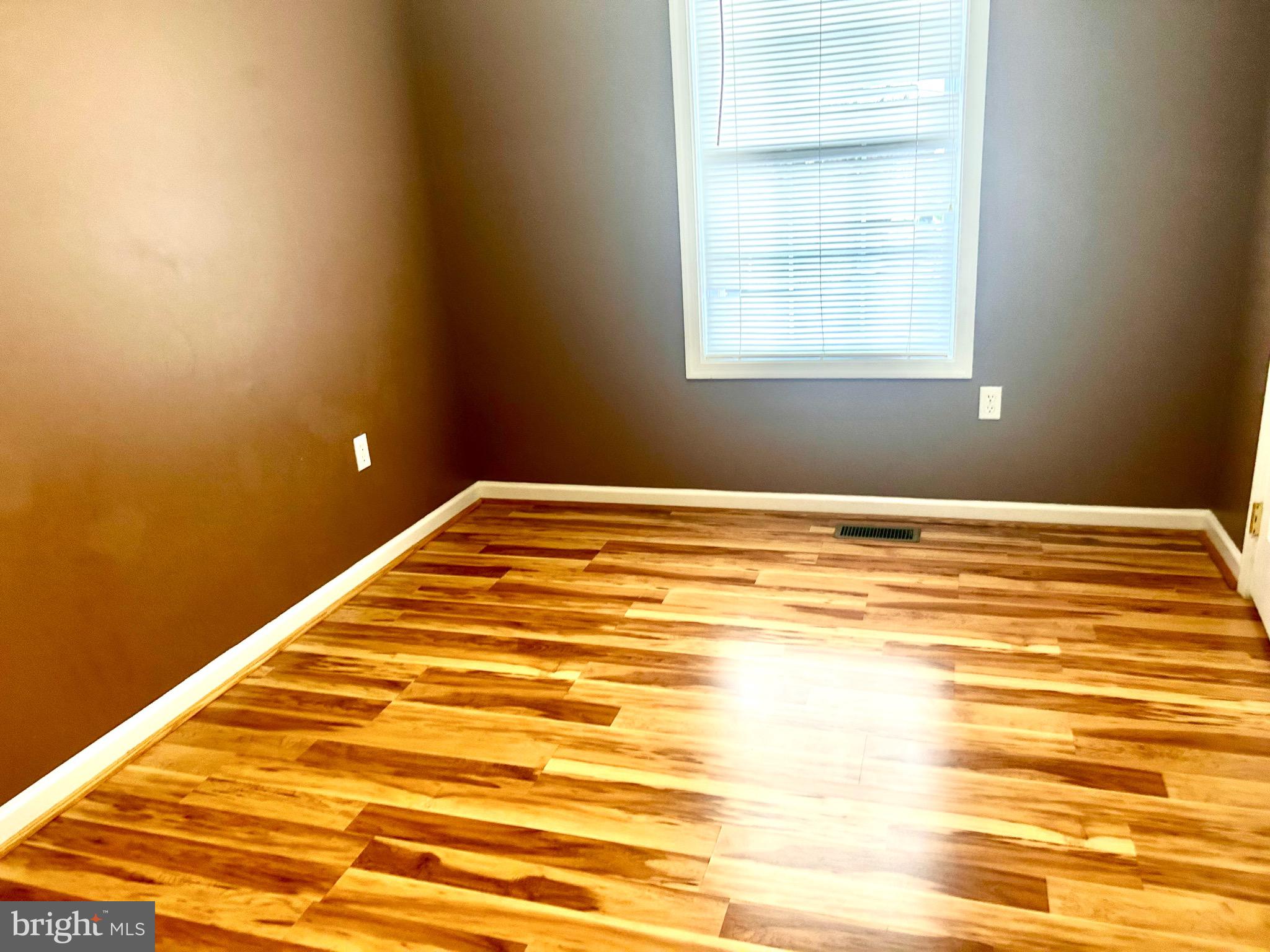 THE MEADOWS - Residential Lease