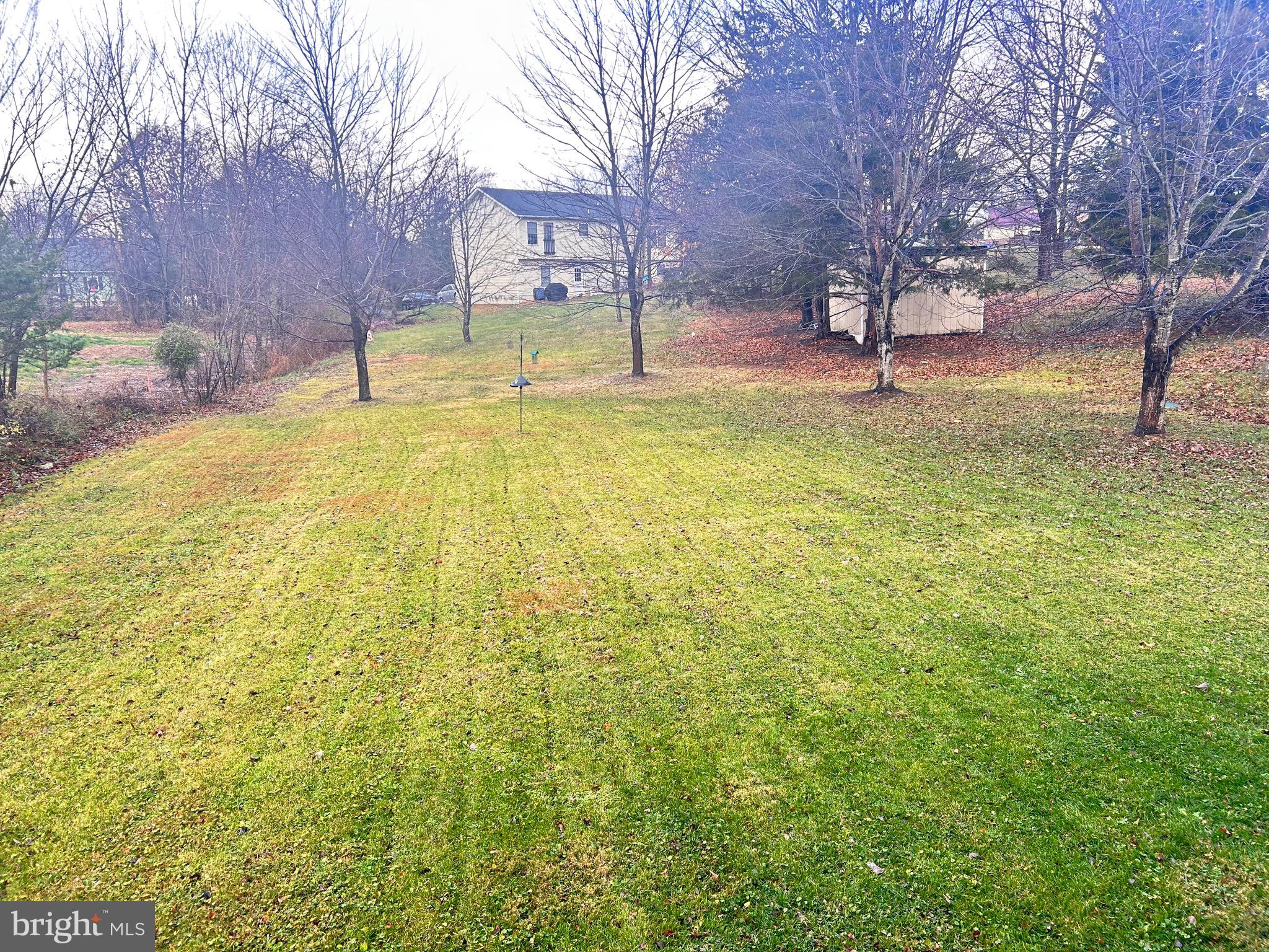 THE MEADOWS - Residential Lease