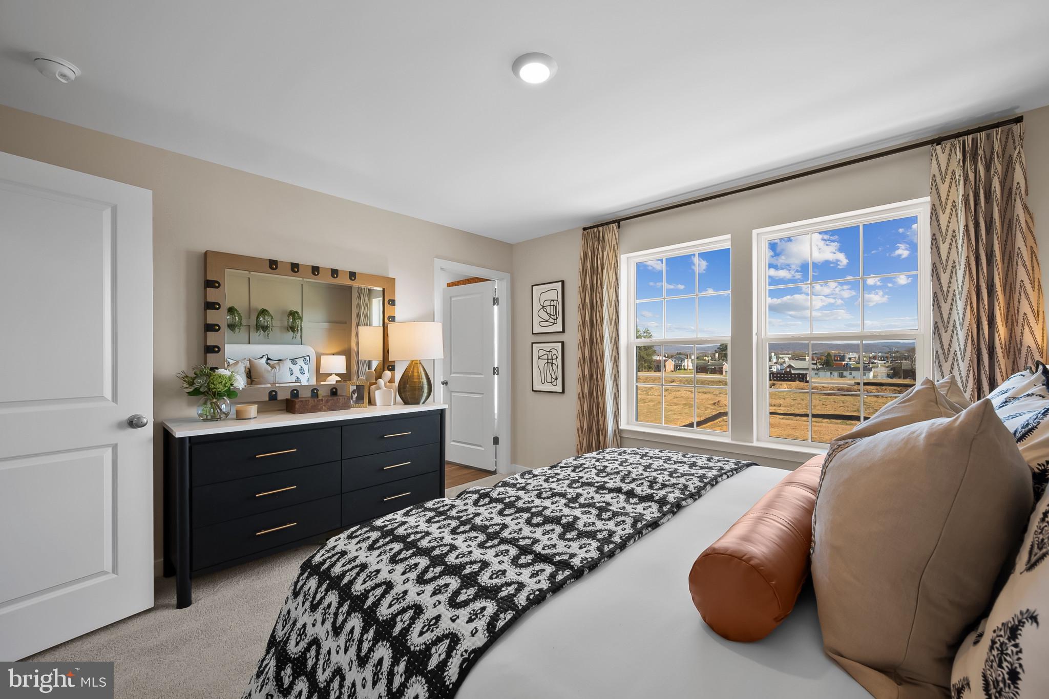 RIVERPOINTE - Residential