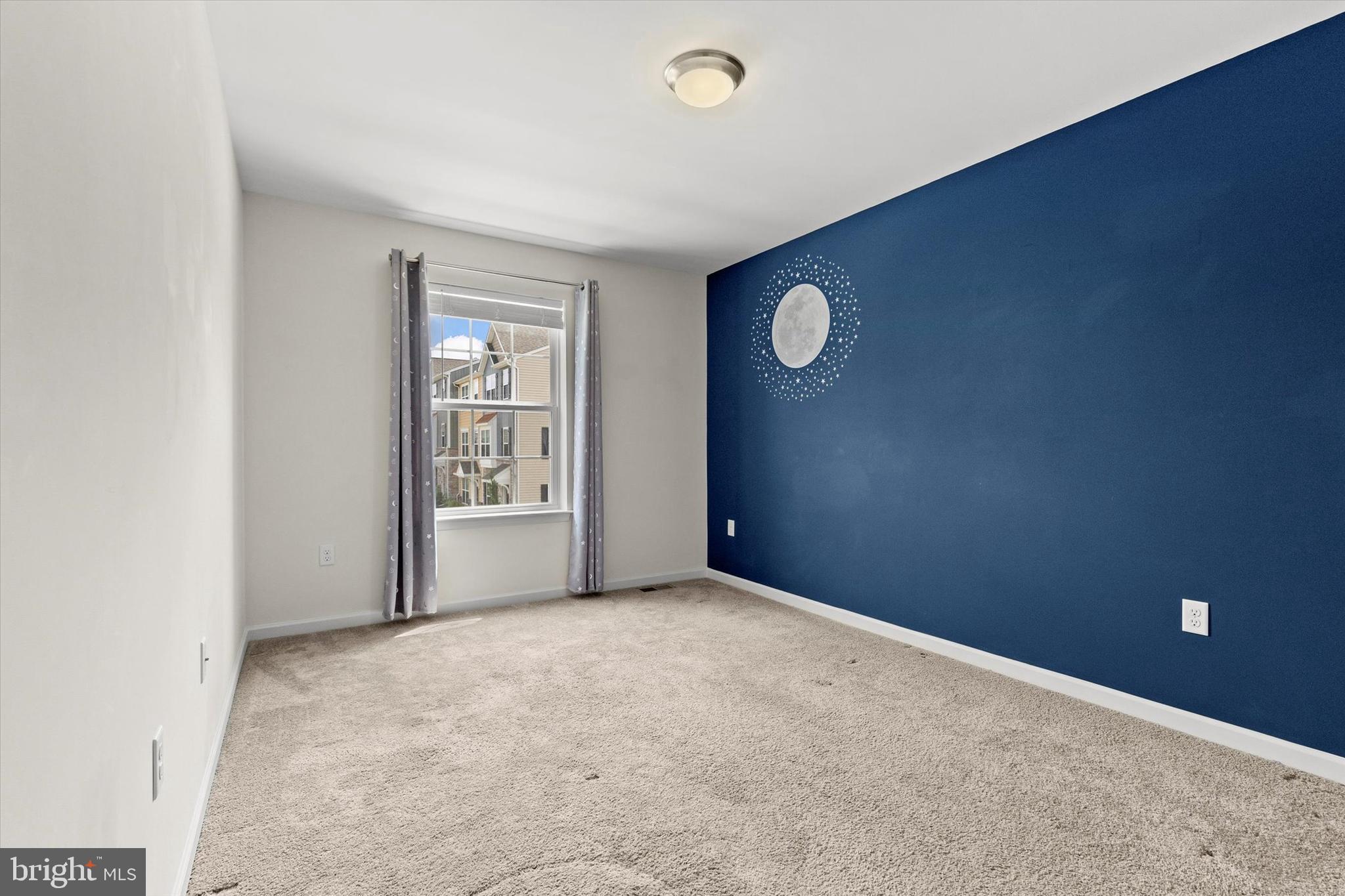 LAUREL RIDGE ESTATES - Residential