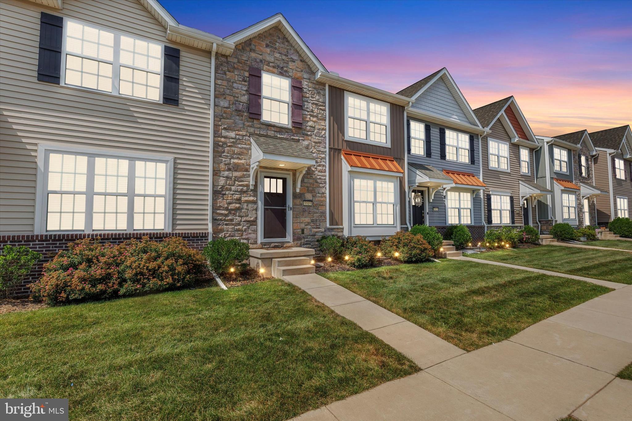 LAUREL RIDGE ESTATES - Residential