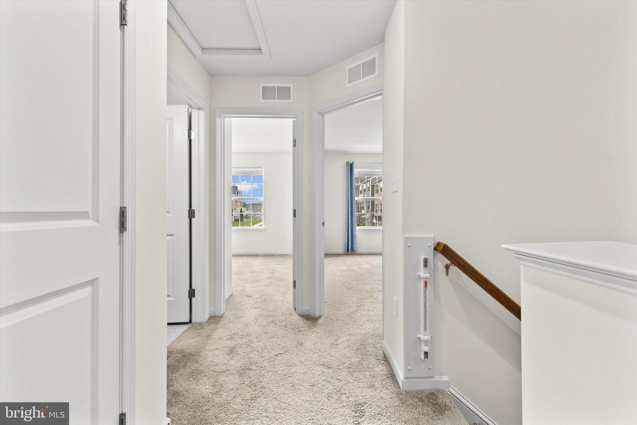 LAUREL RIDGE ESTATES - Residential