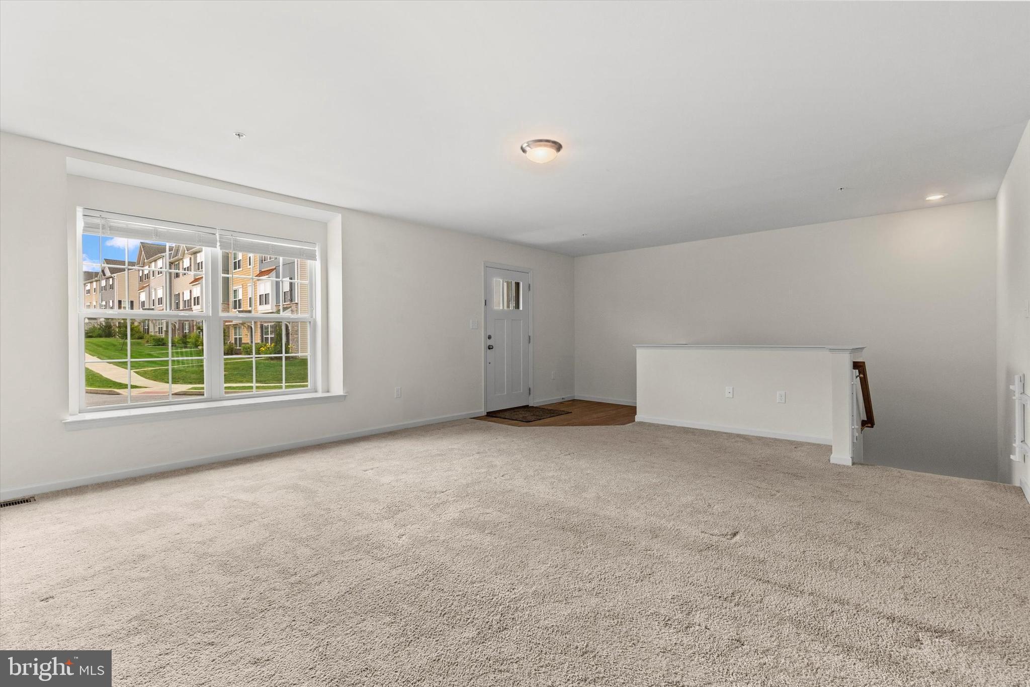 LAUREL RIDGE ESTATES - Residential