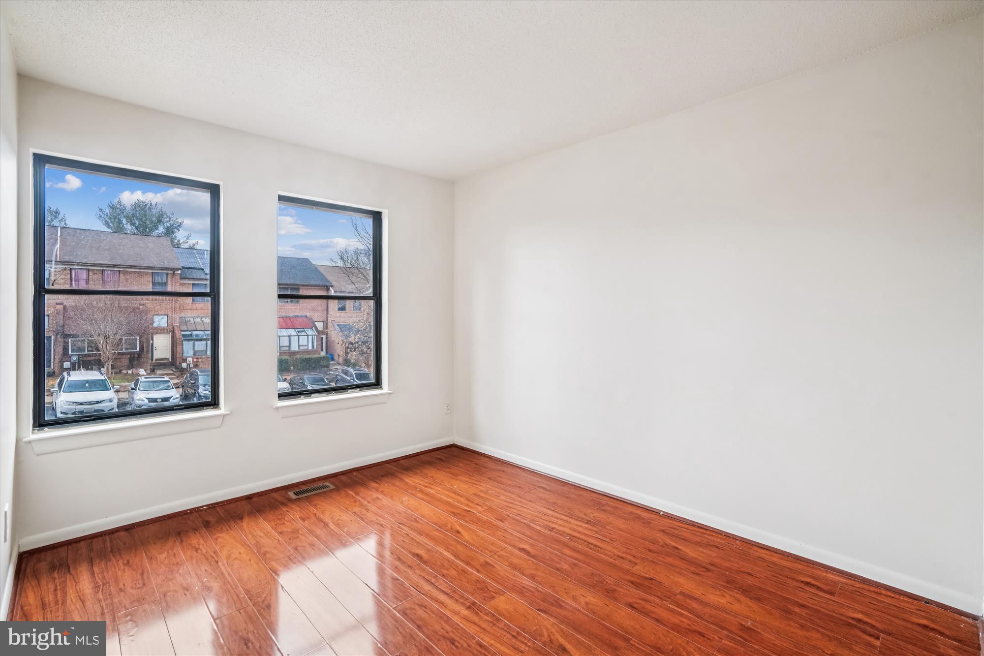 WATERS LANDING - Residential