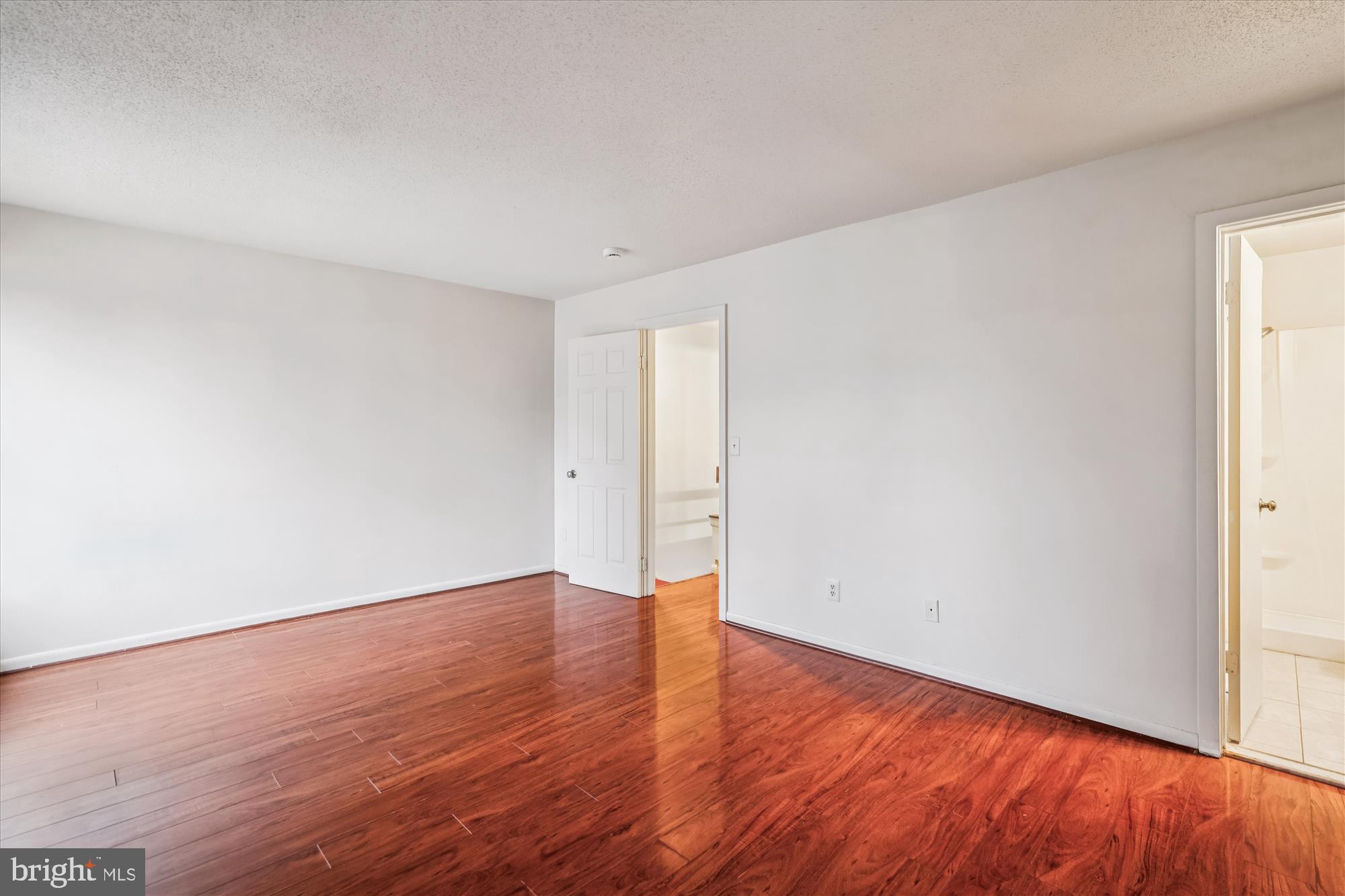 WATERS LANDING - Residential