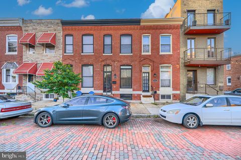 Townhouse For Rent - 1620 E Clement Street<br/> BALTIMORE, MD 21230