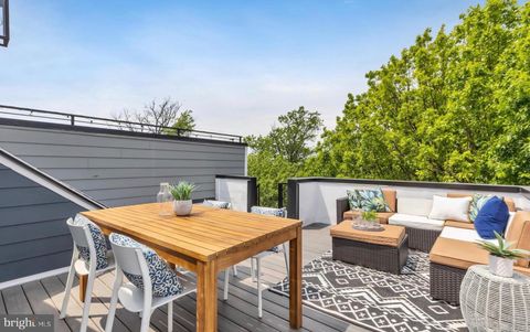 210 VARNUM STREET NW 4 WASHINGTON DC 20011