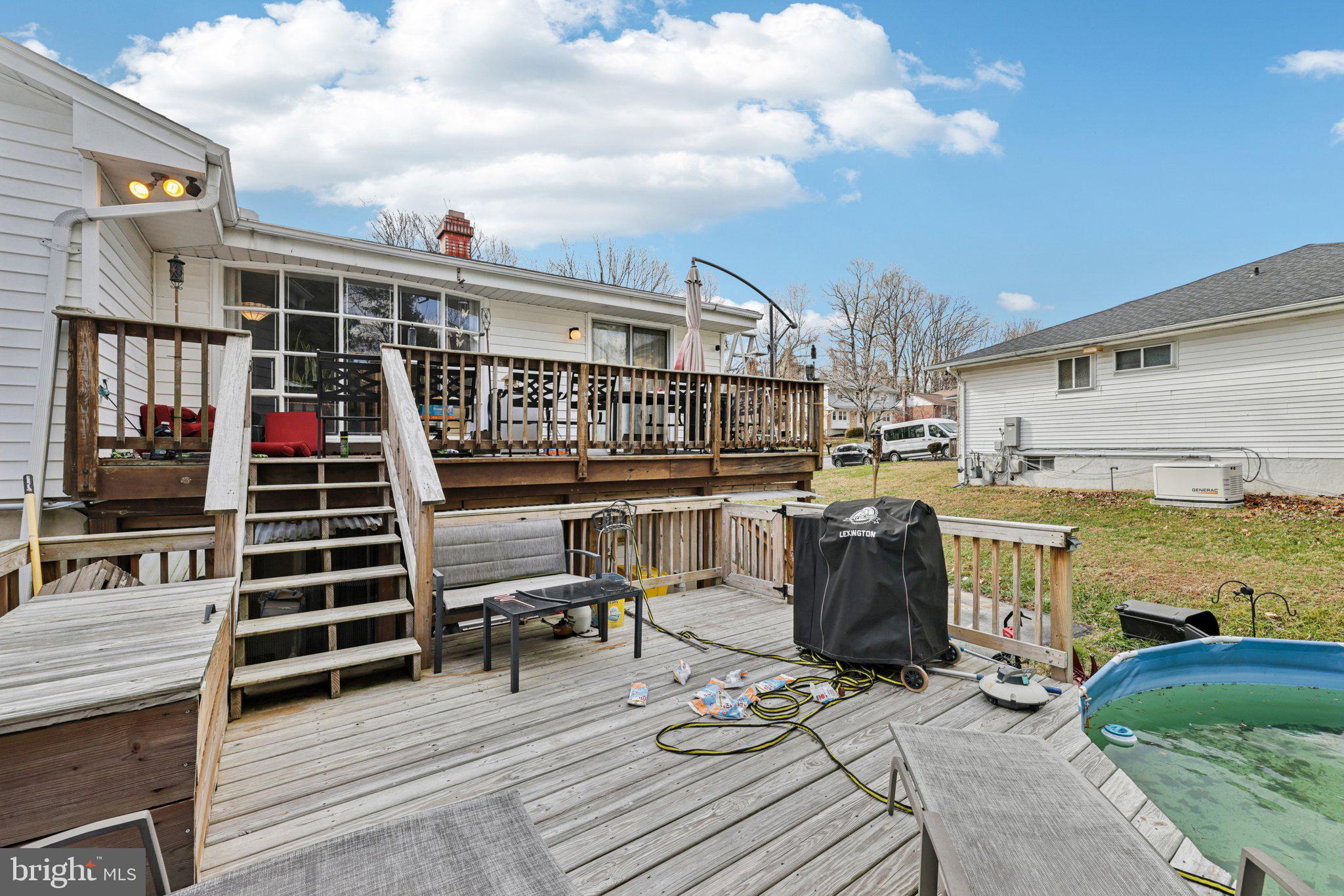 KINGS POINT - Residential