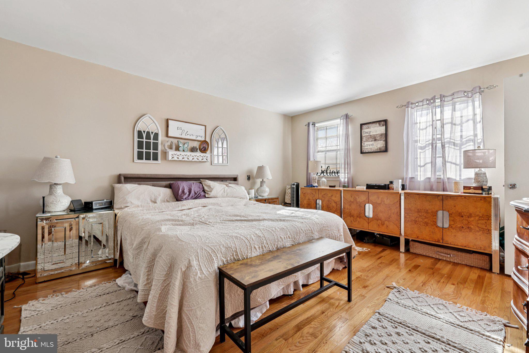 KINGS POINT - Residential