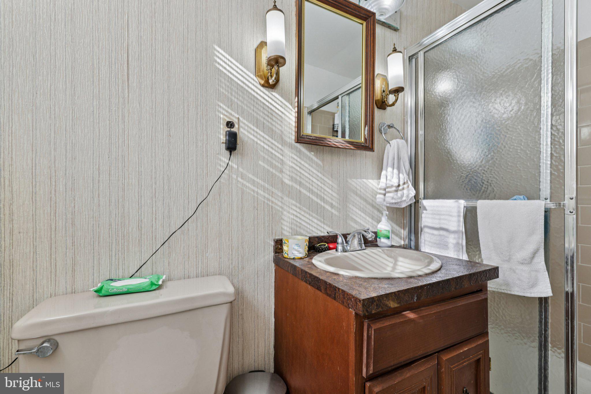 KINGS POINT - Residential