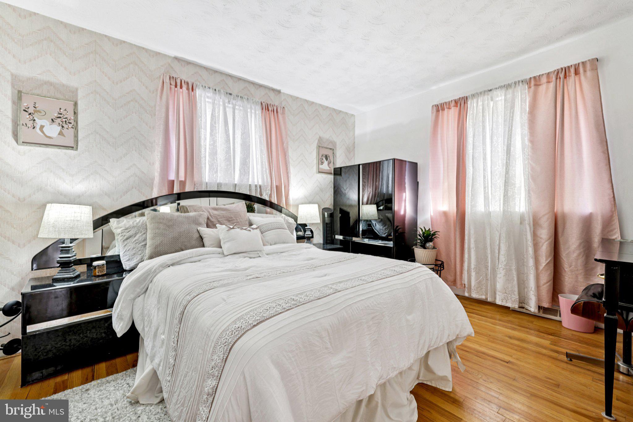 KINGS POINT - Residential