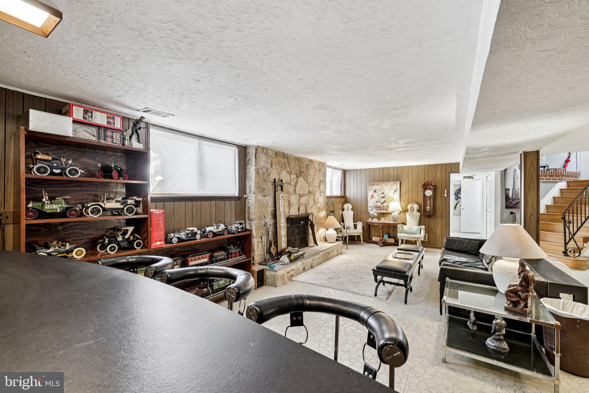 KINGS POINT - Residential