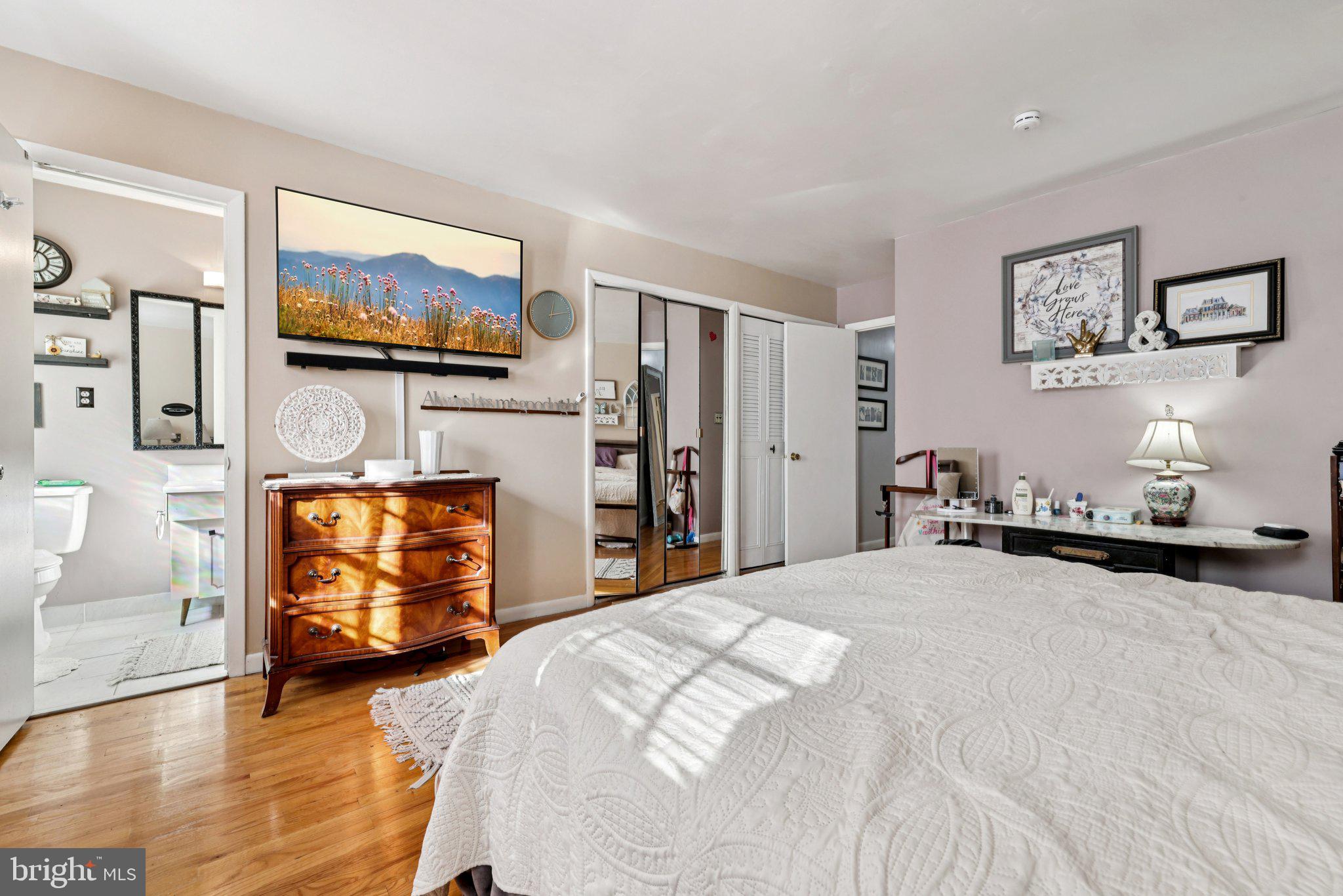 KINGS POINT - Residential