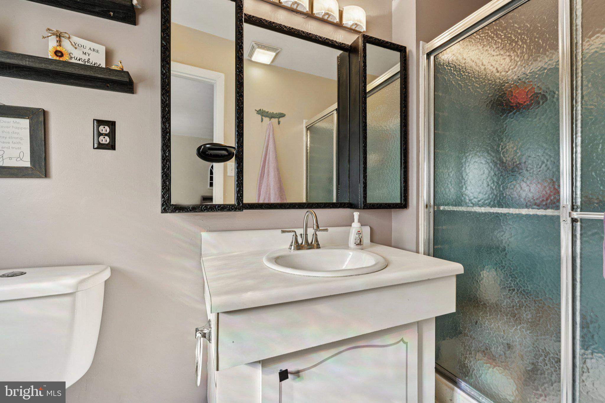 KINGS POINT - Residential