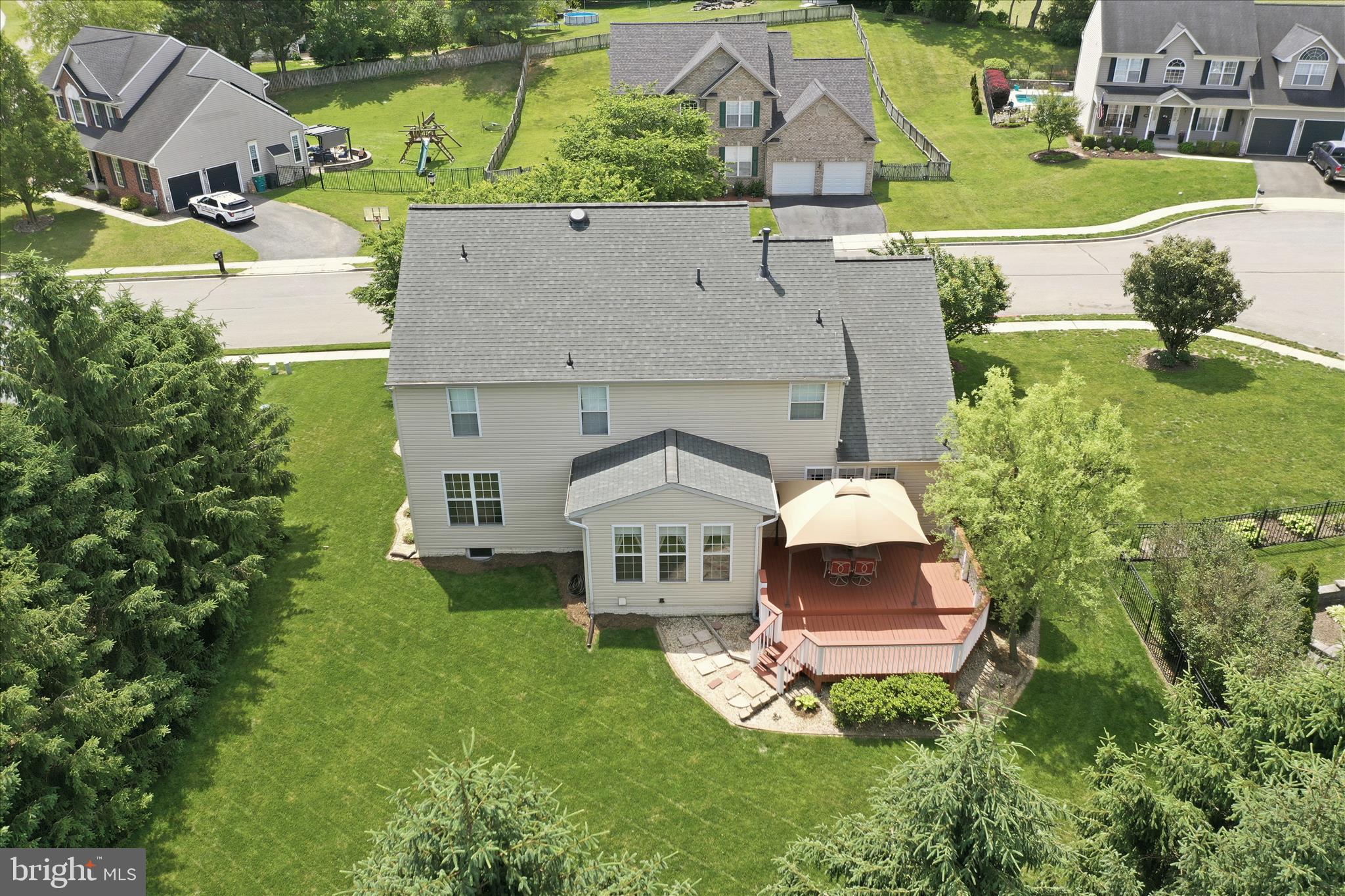 903 BROOKRIDGE DRIVE