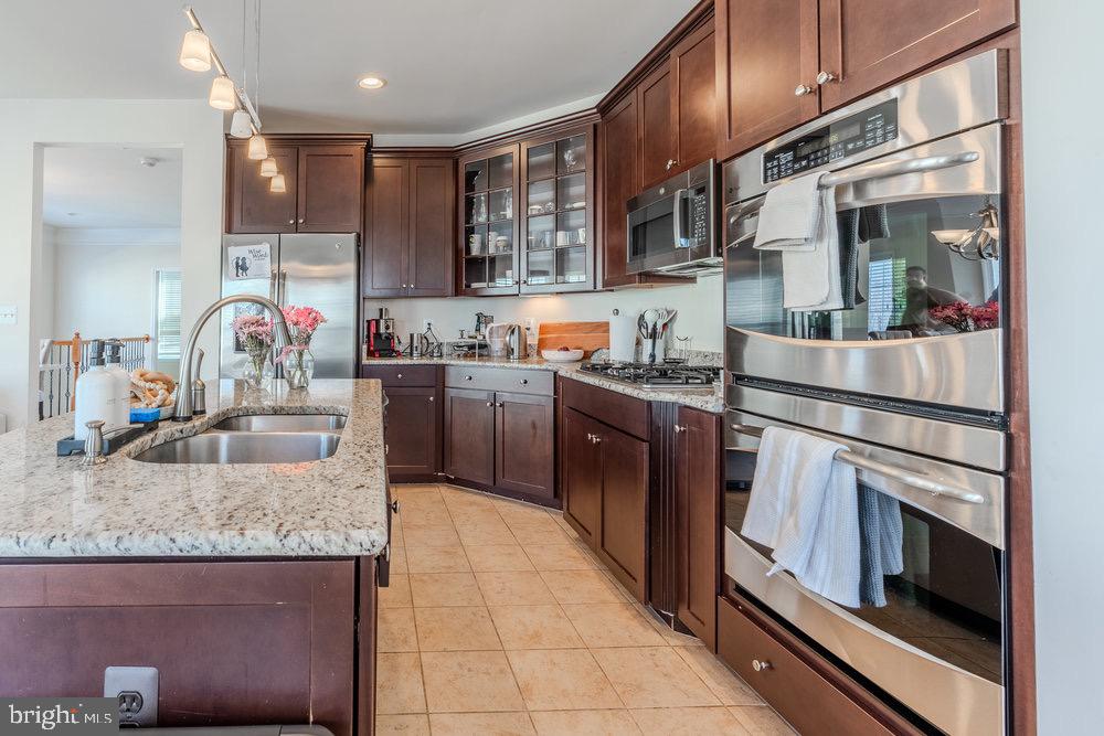 STONE RIDGE SOUTH - Residential