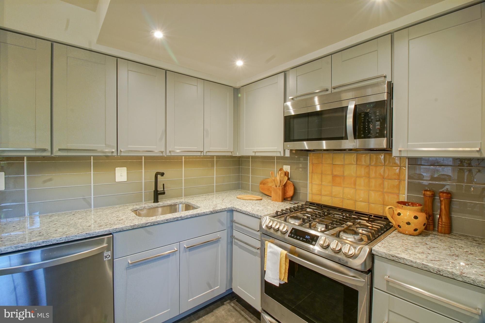 STONEHURST - Residential