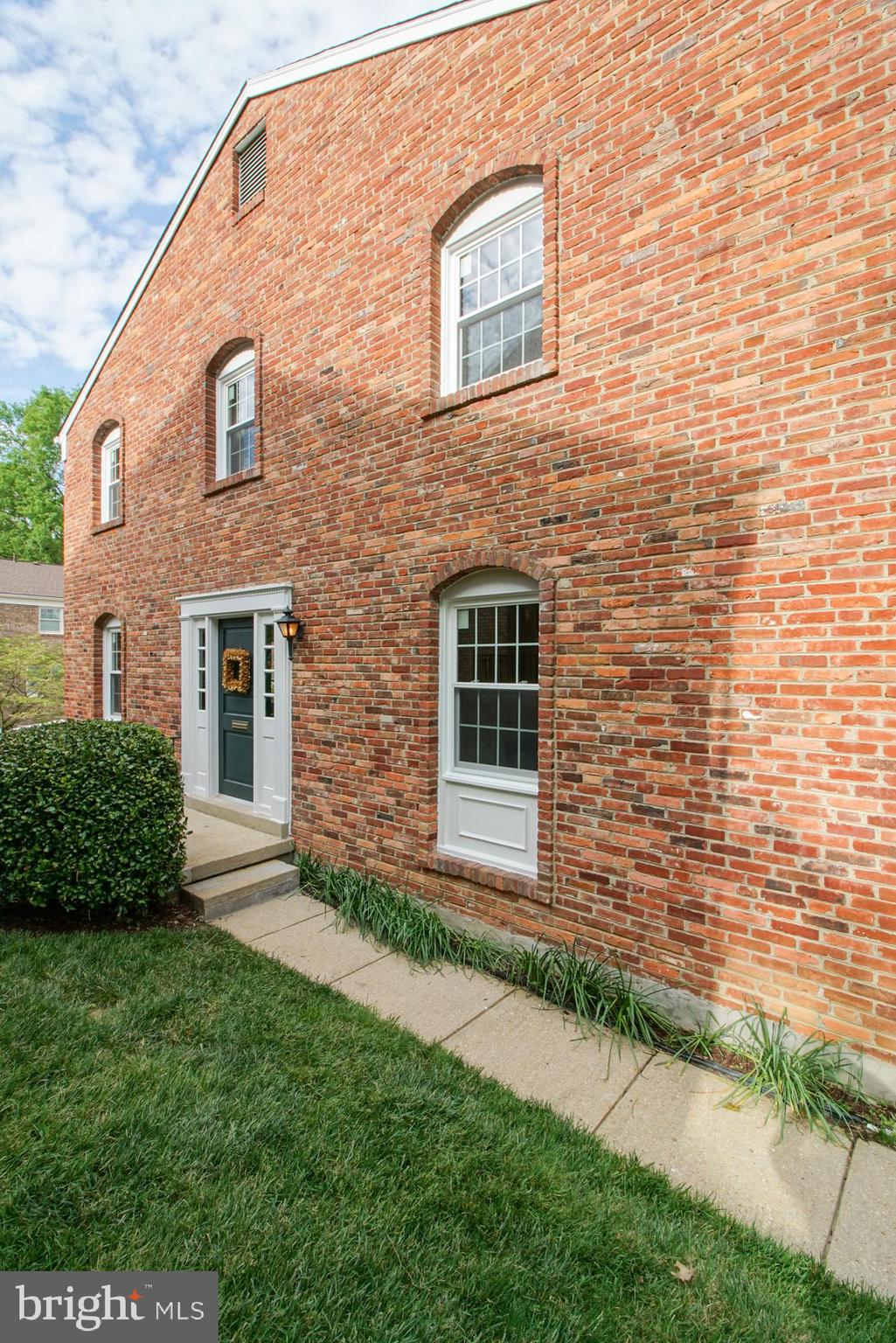 STONEHURST - Residential