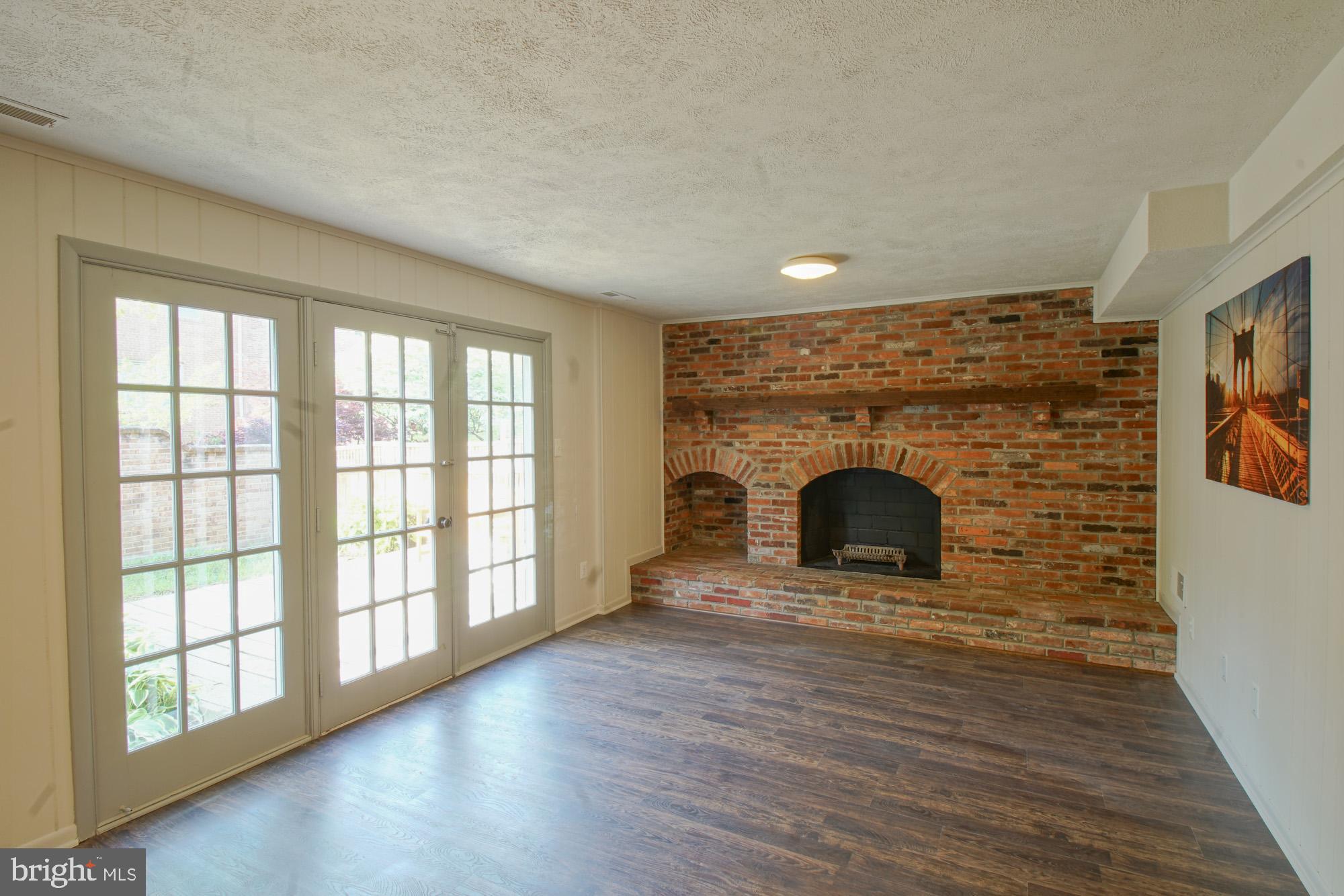 STONEHURST - Residential