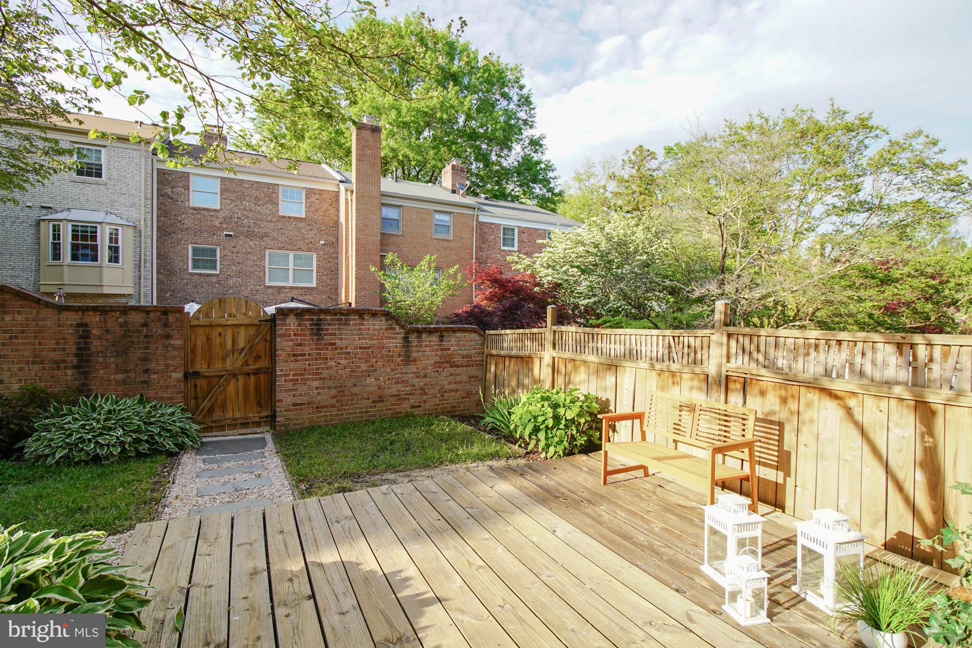 STONEHURST - Residential