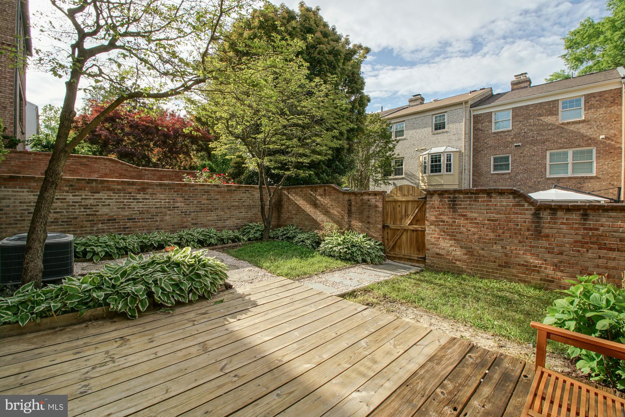 STONEHURST - Residential