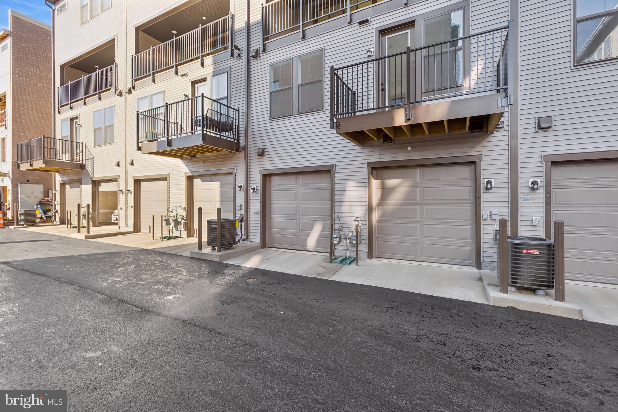 LOCKE LANDING - Residential