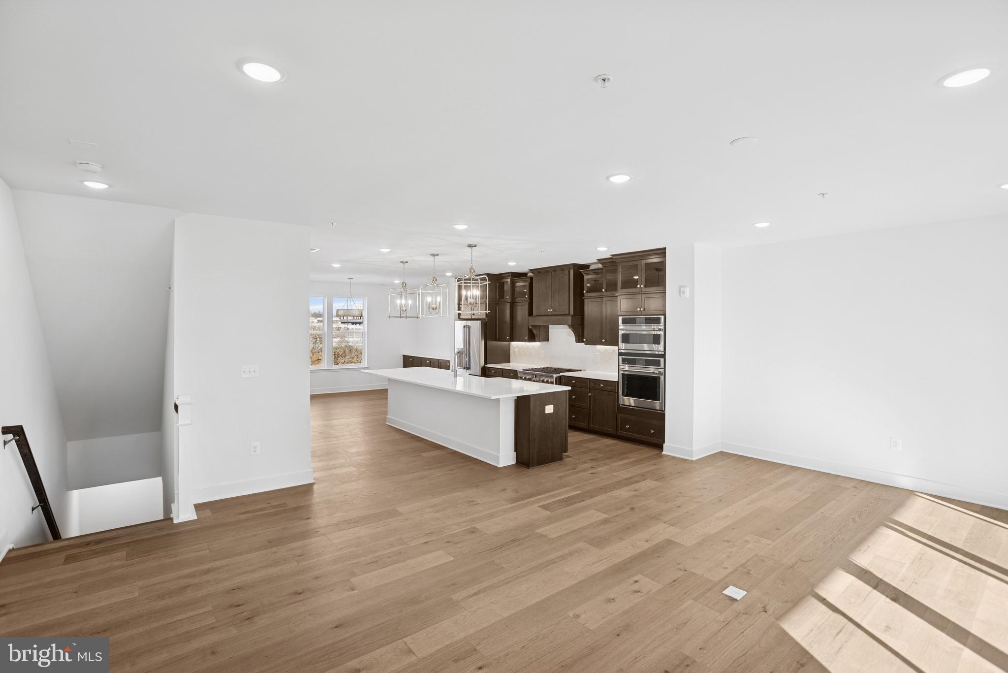 LOCKE LANDING - Residential