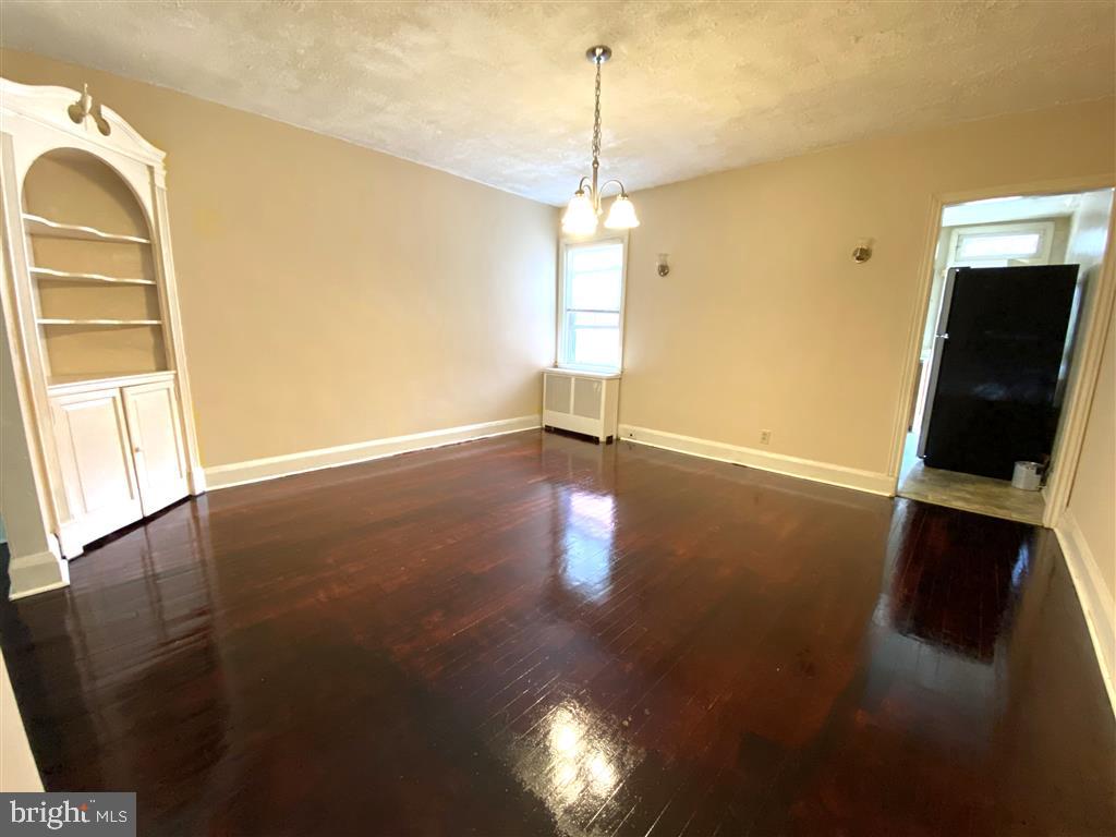 EDMONDSON VIILLAGE - Residential