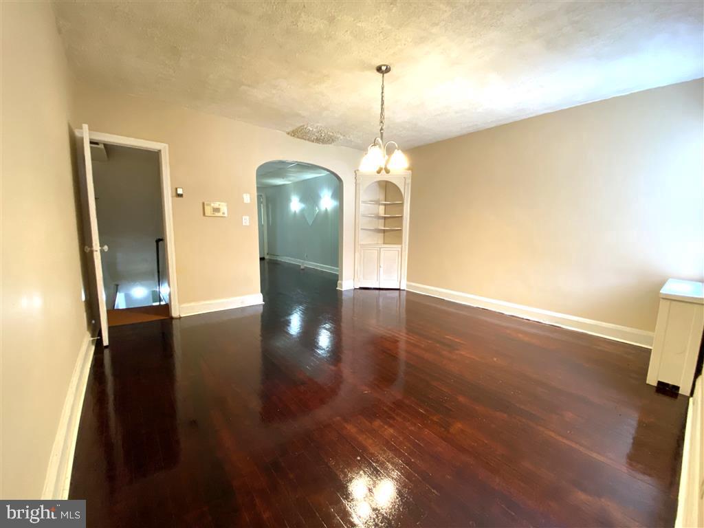 EDMONDSON VIILLAGE - Residential