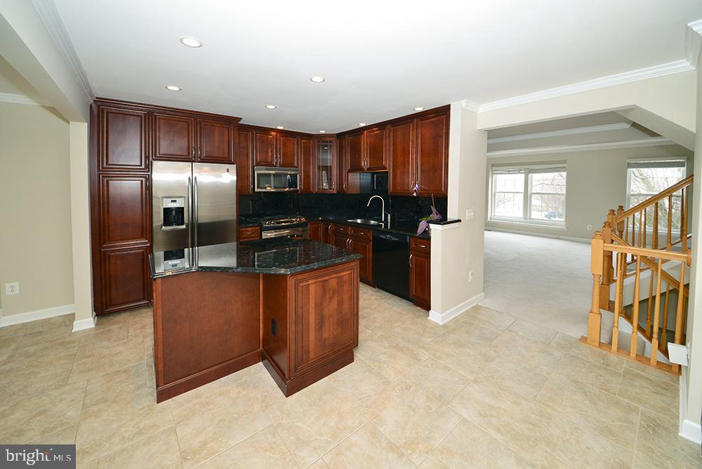 RIVERSIDE VILLAGES - Residential Lease