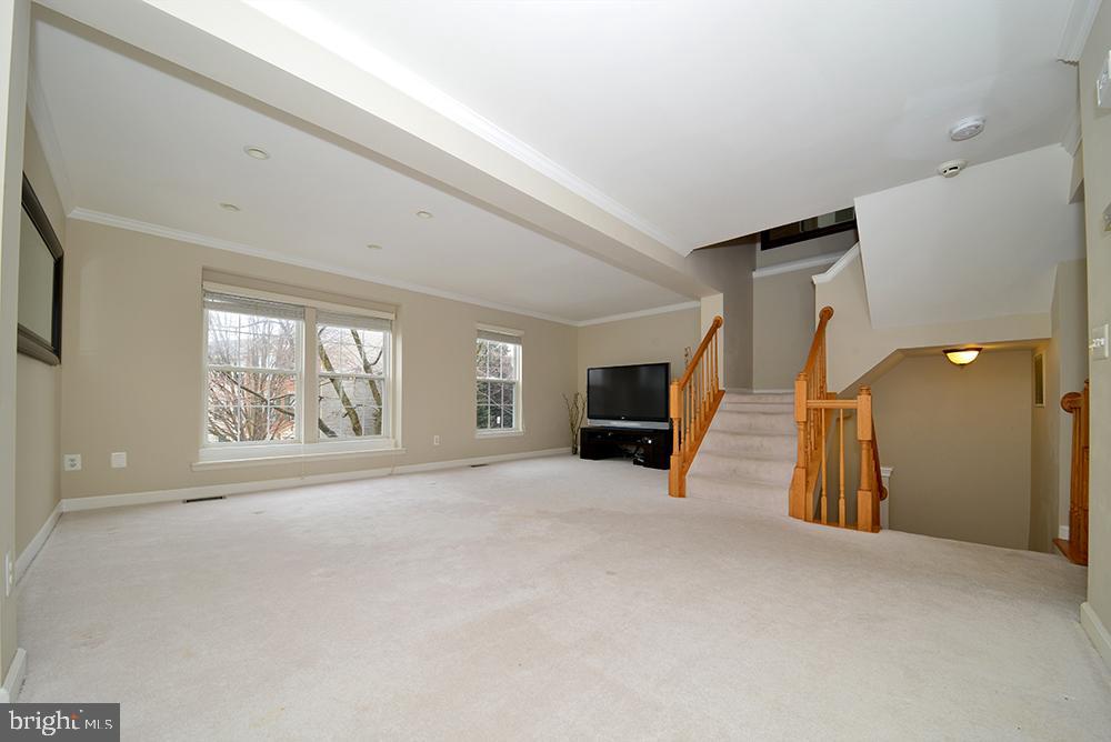 RIVERSIDE VILLAGES - Residential Lease