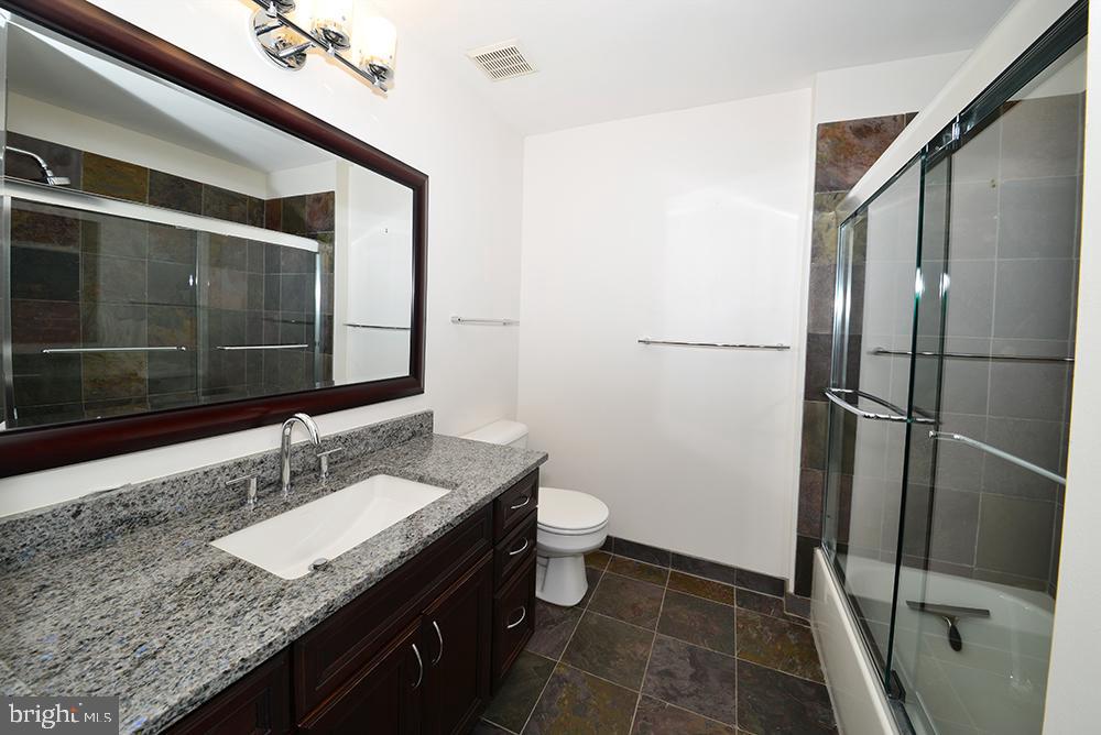 RIVERSIDE VILLAGES - Residential Lease